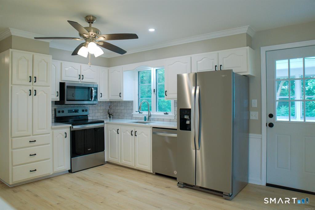 32 Kaynor Drive Property Photo 2