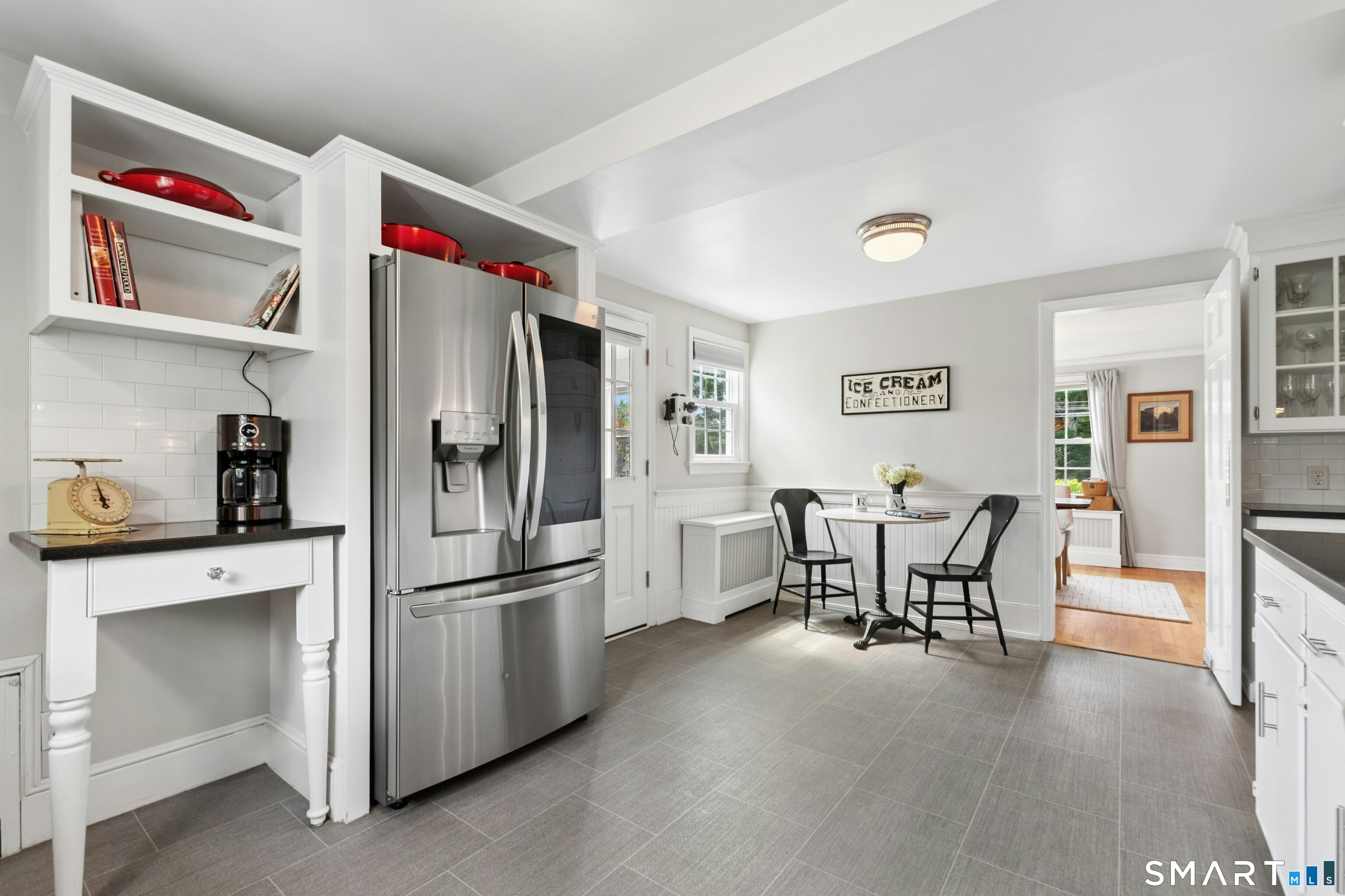 122 Strawberry Hill Avenue Property Photo 15