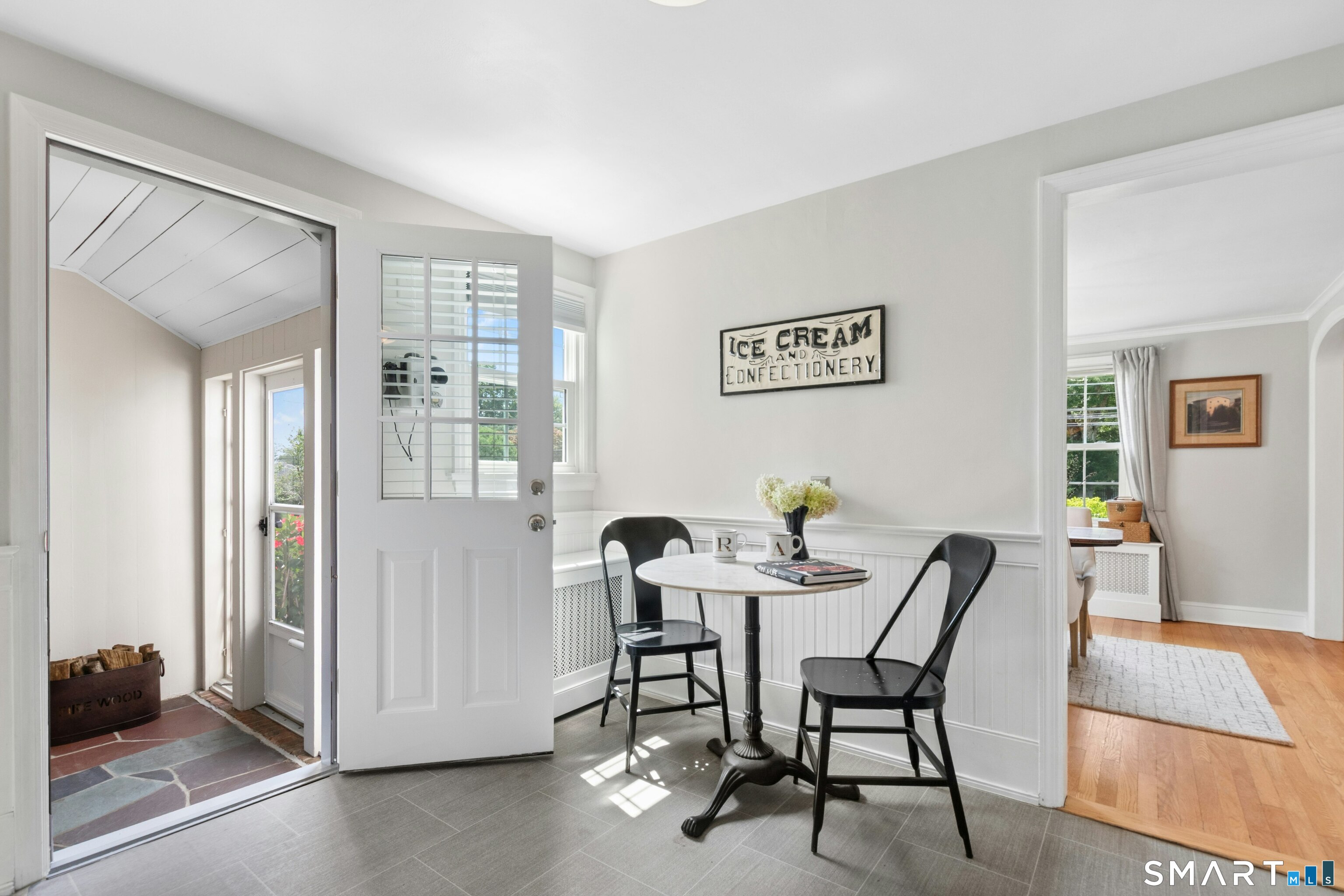 122 Strawberry Hill Avenue Property Photo 16