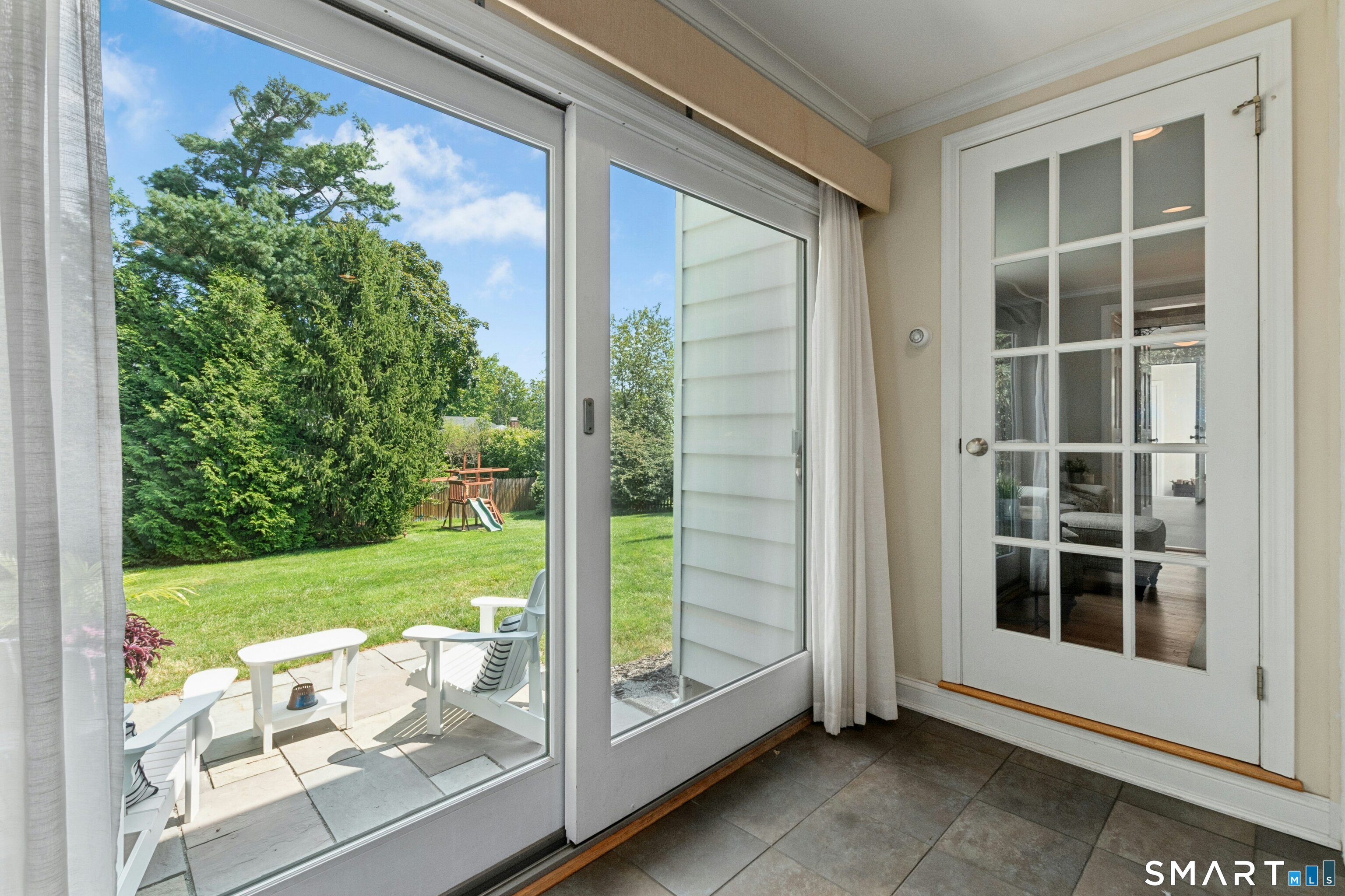 122 Strawberry Hill Avenue Property Photo 19