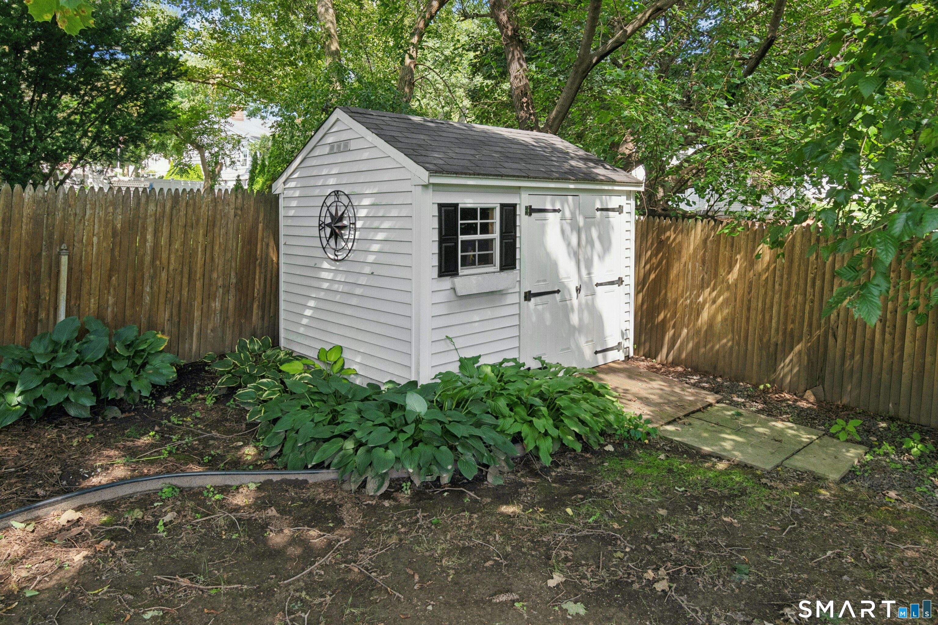 122 Strawberry Hill Avenue Property Photo 31