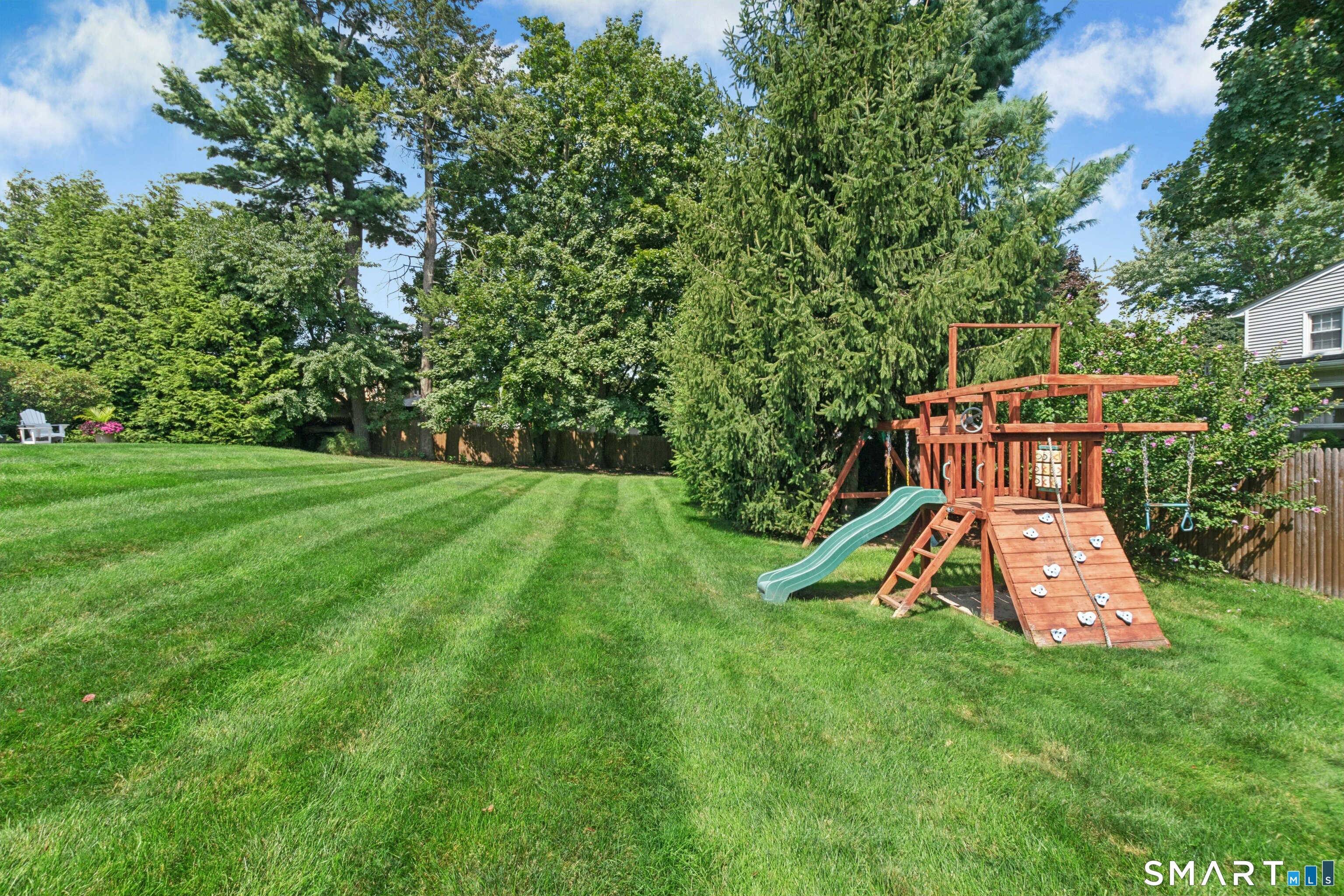 122 Strawberry Hill Avenue Property Photo 35