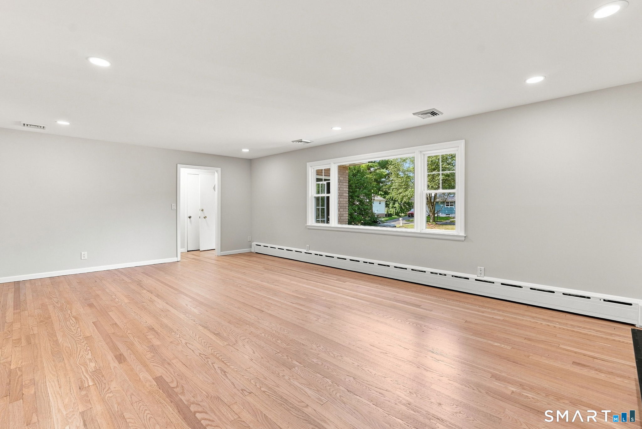 16 Ezra Street Property Photo 7