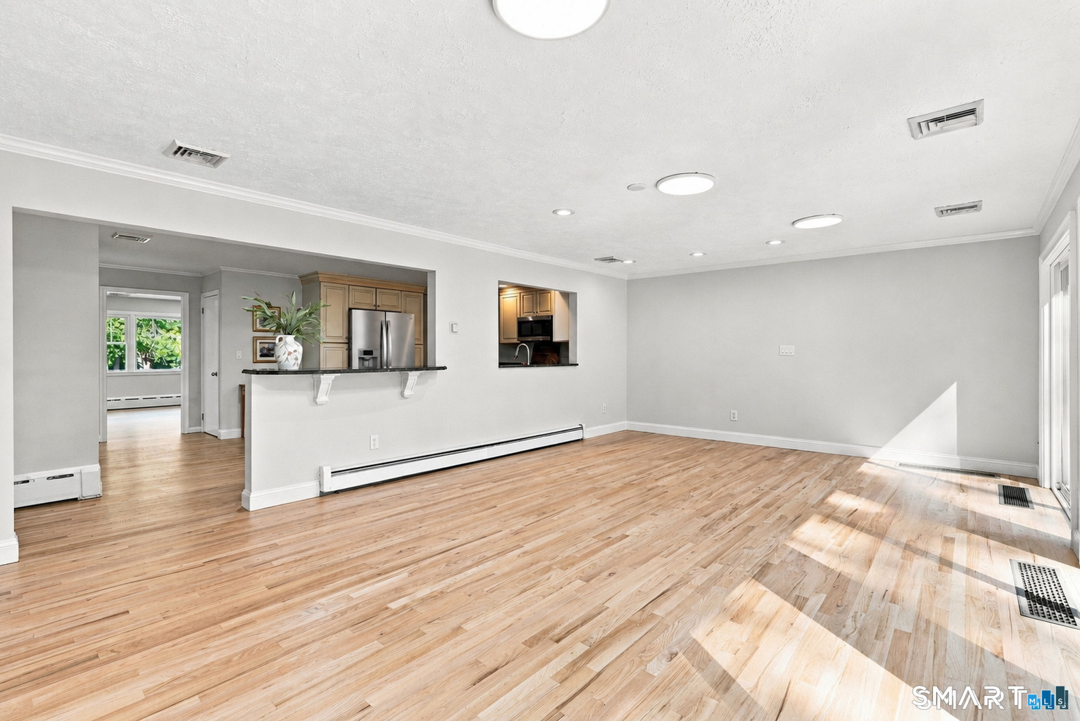 16 Ezra Street Property Photo 15