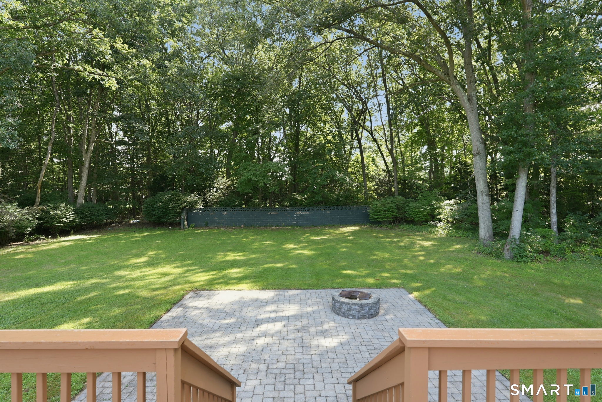 16 Ezra Street Property Photo 35