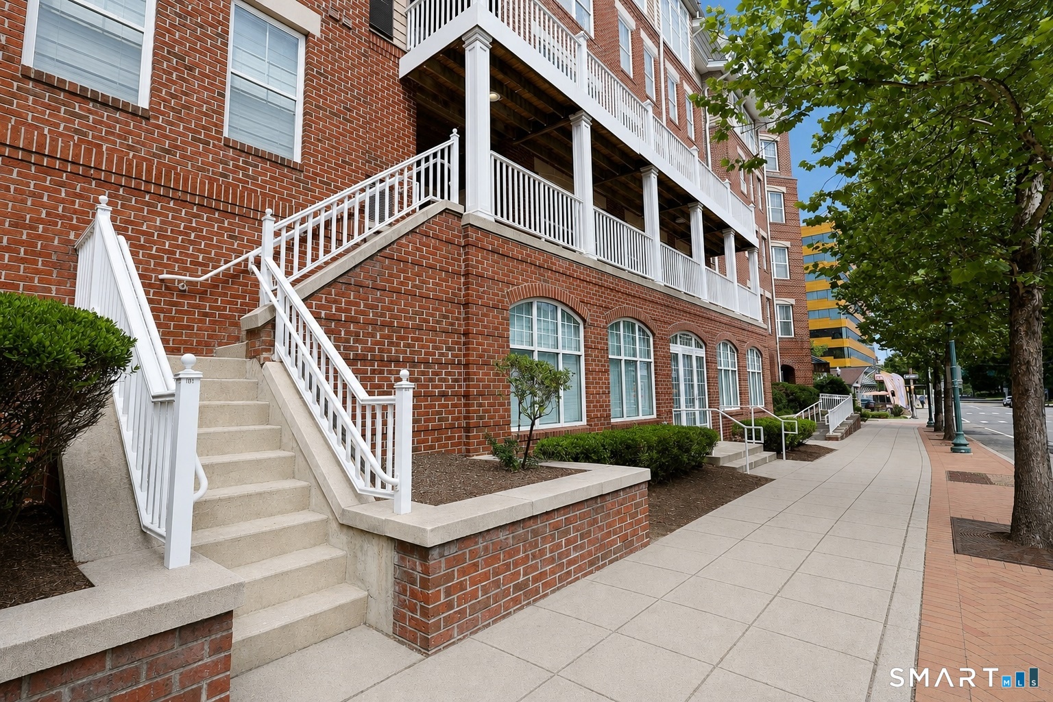 35 Broad West 107 Street Property Photo 2