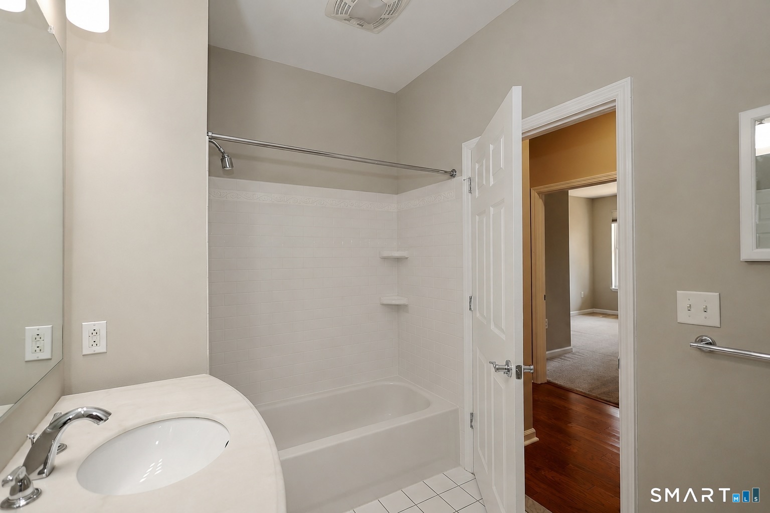 35 Broad West 107 Street Property Photo 13