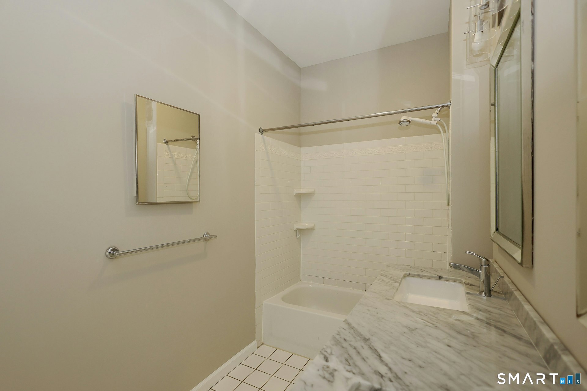 35 Broad West 107 Street Property Photo 34