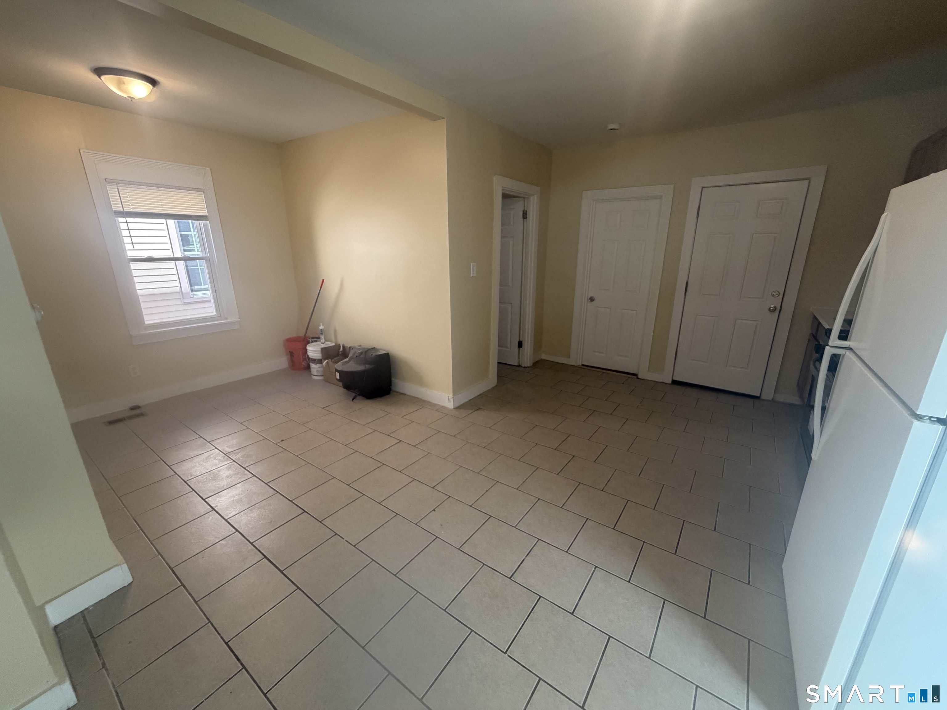 33 Stevens 1st Fl Street Property Photo 5