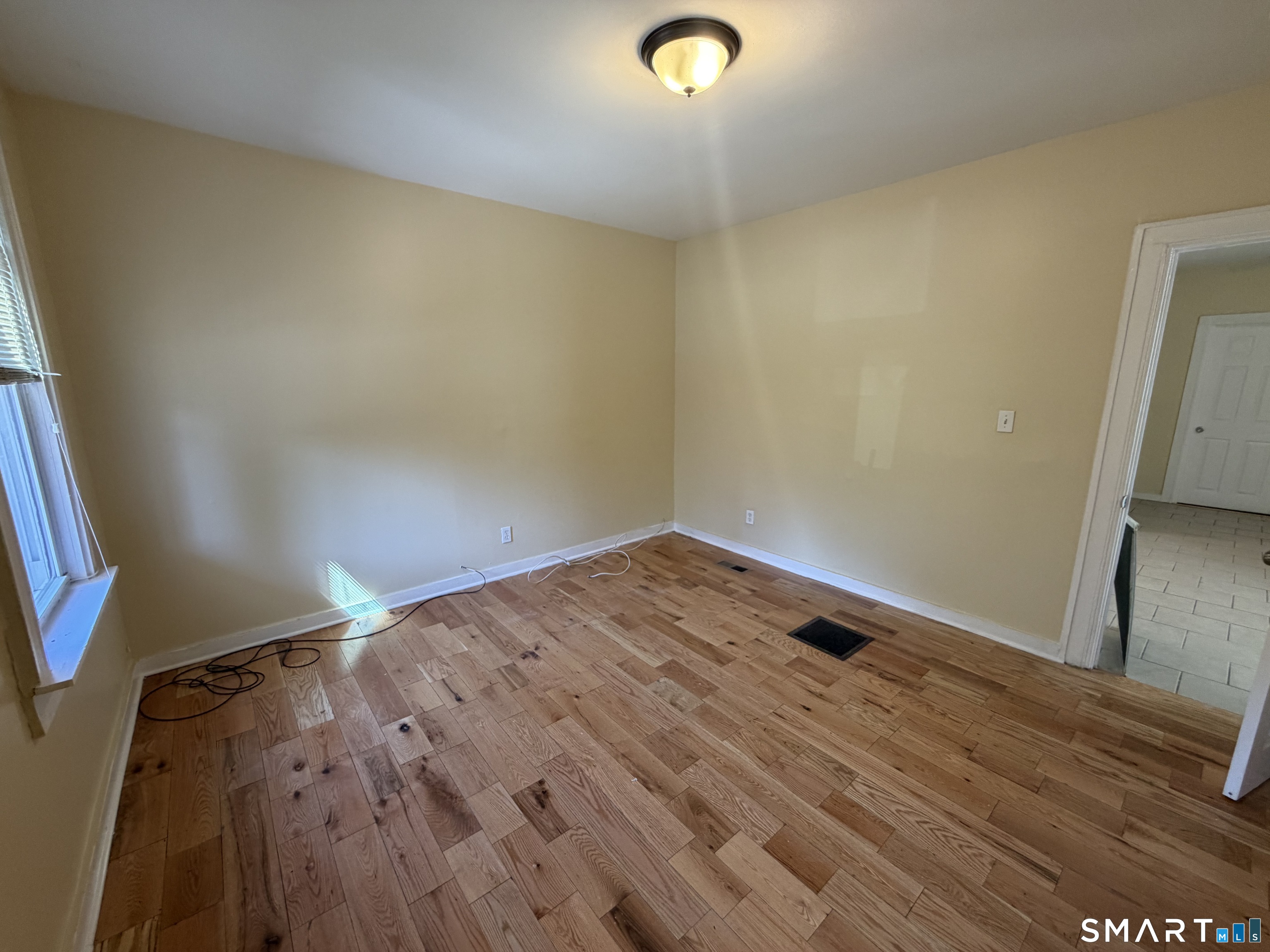 33 Stevens 1st Fl Street Property Photo 9