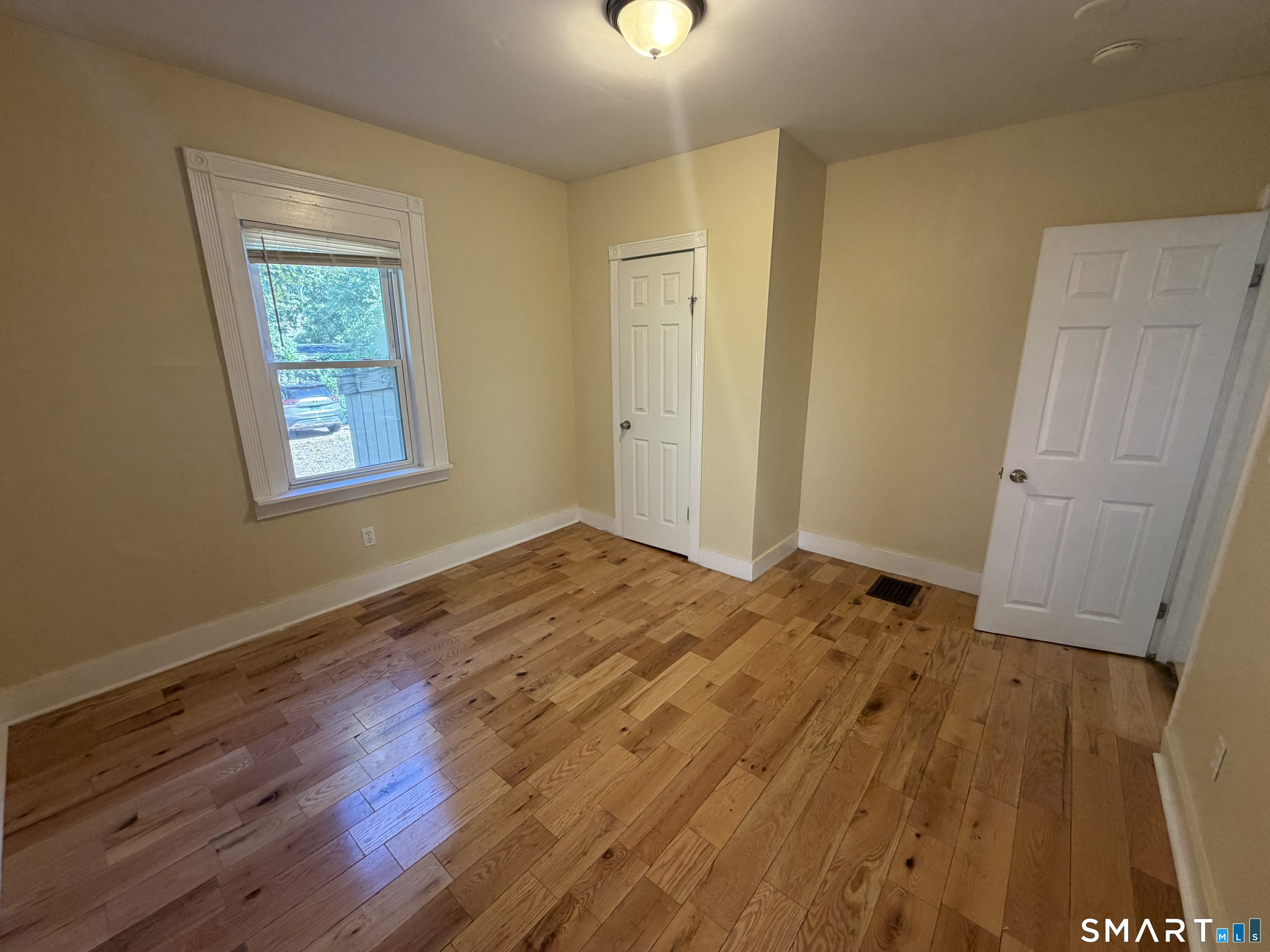 33 Stevens 1st Fl Street Property Photo 12