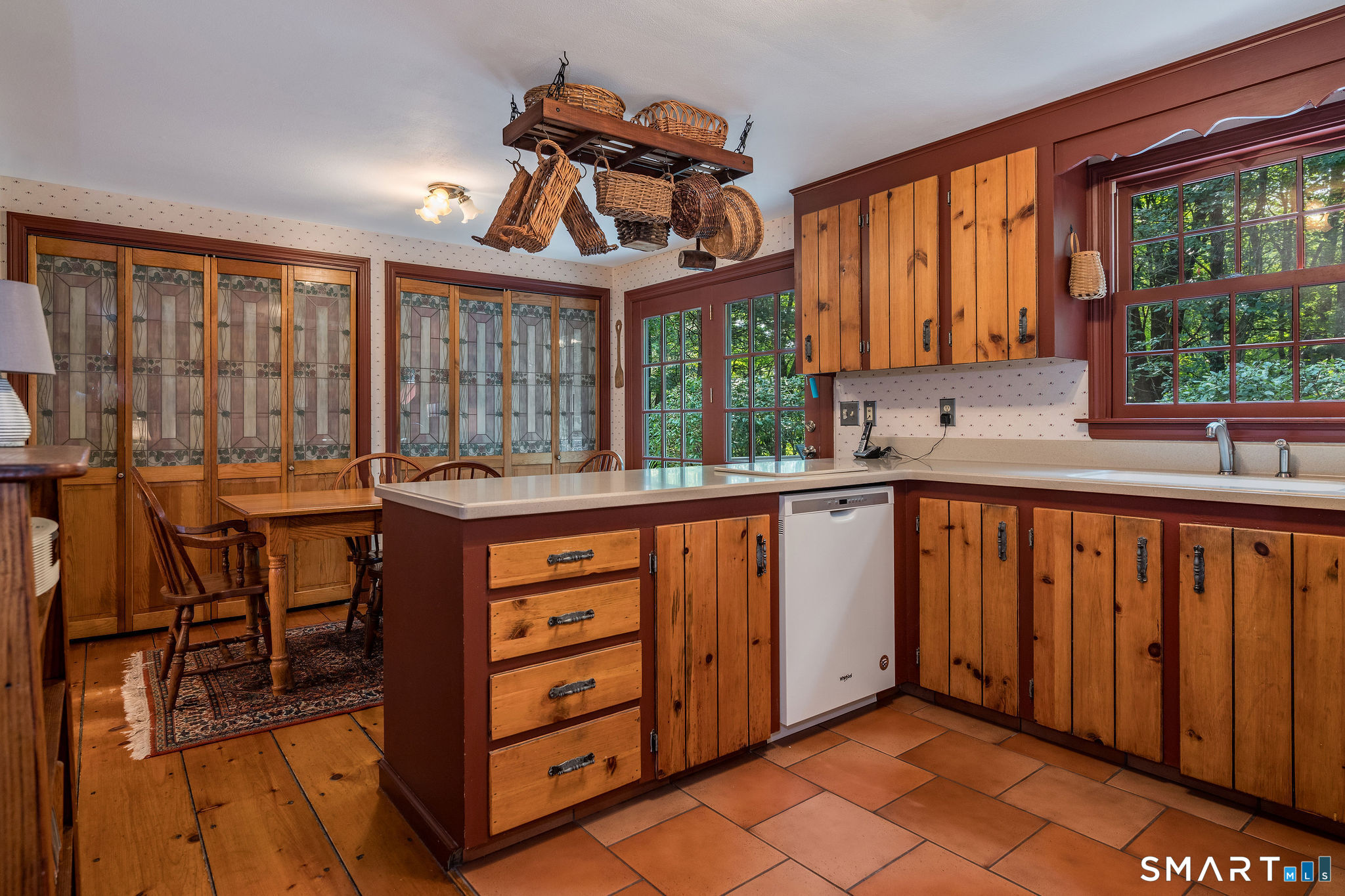 345 Nut Plains Road Property Photo 9