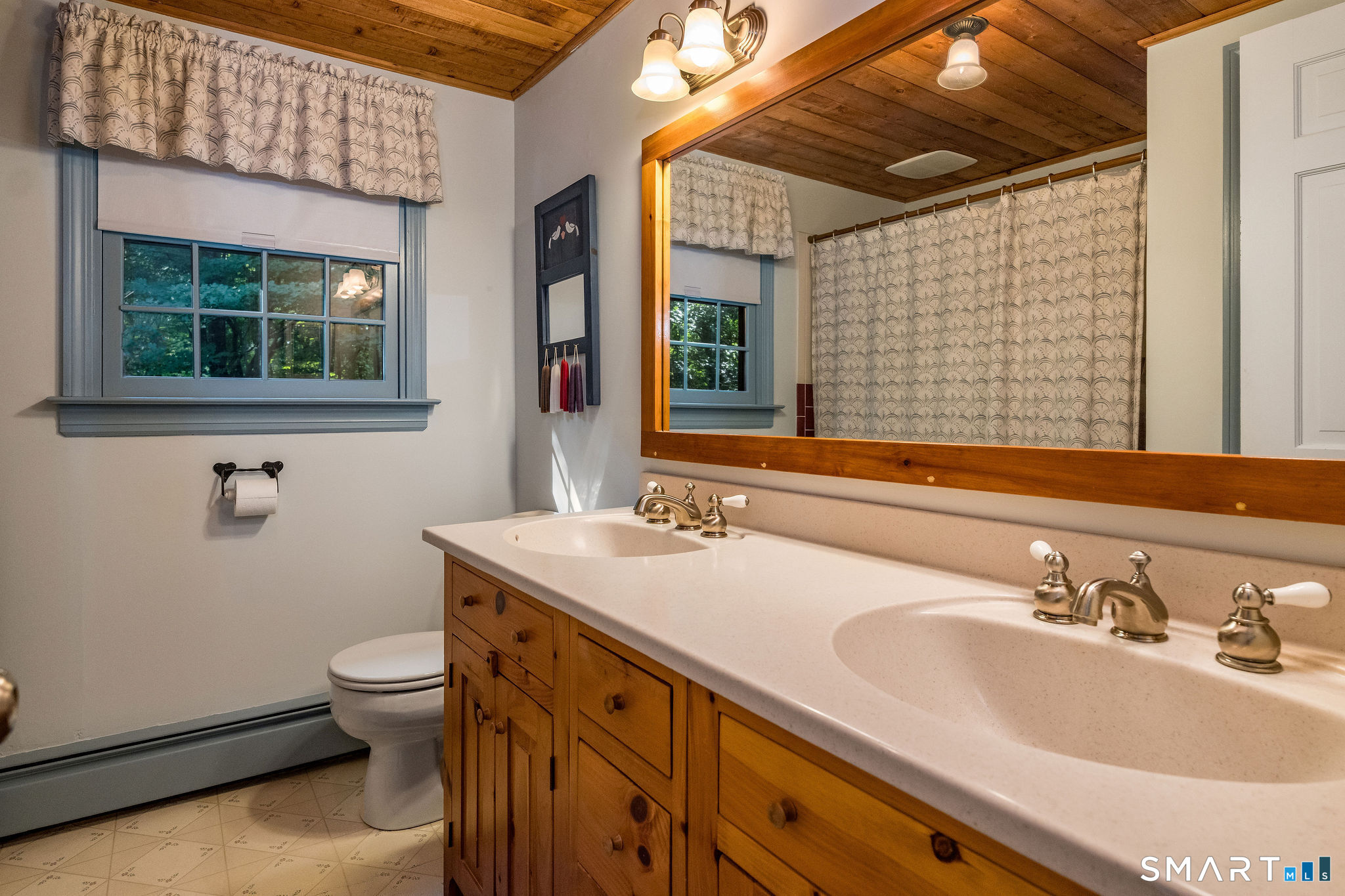 345 Nut Plains Road Property Photo 18
