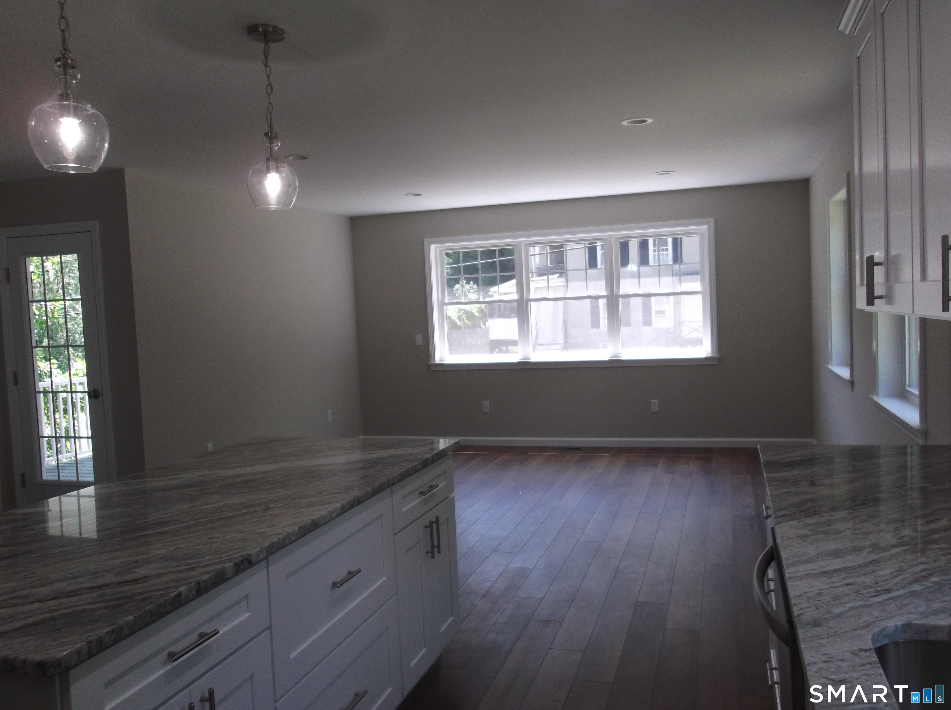 14 Bank Street Property Photo 10