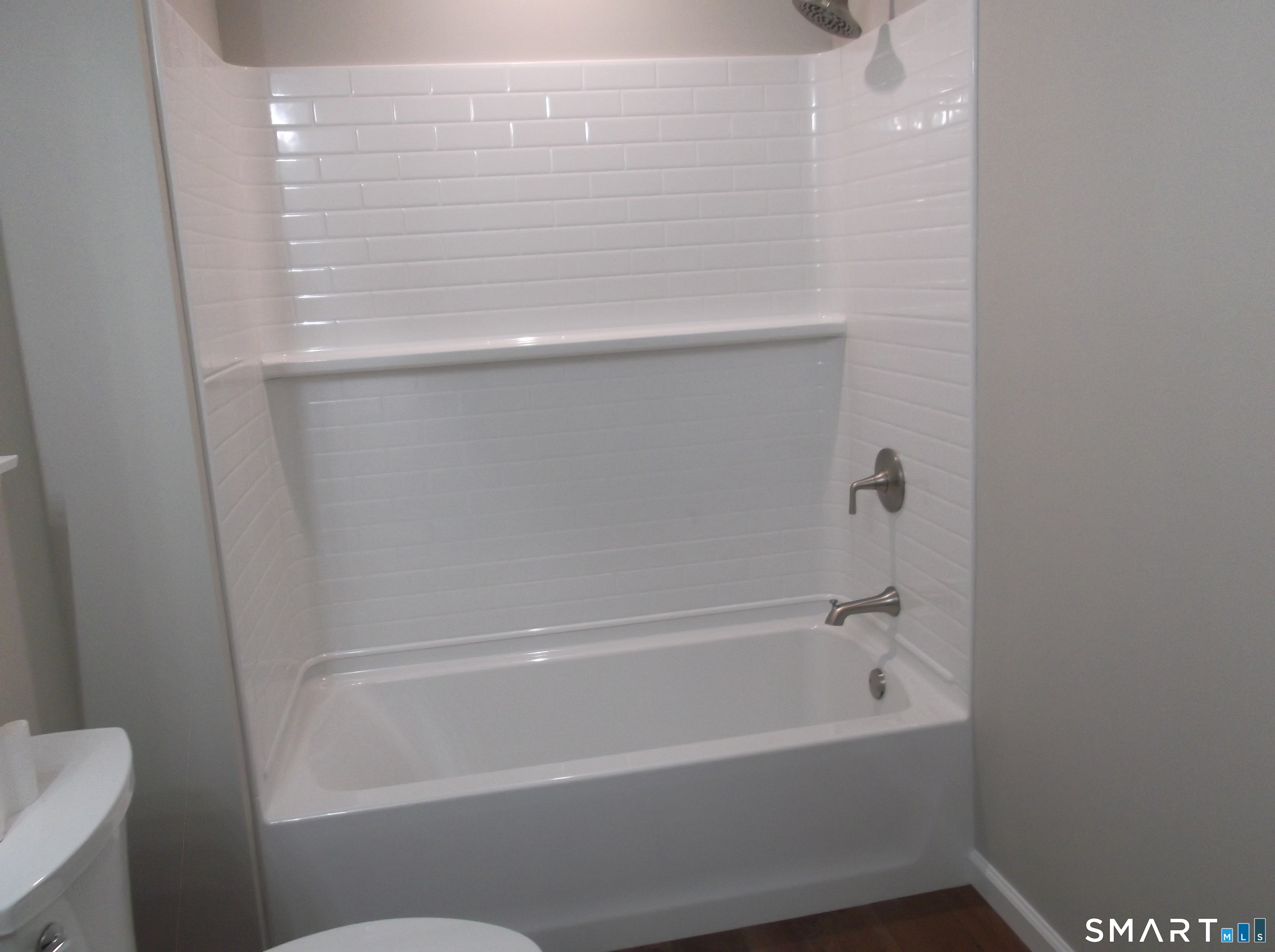 14 Bank Street Property Photo 14