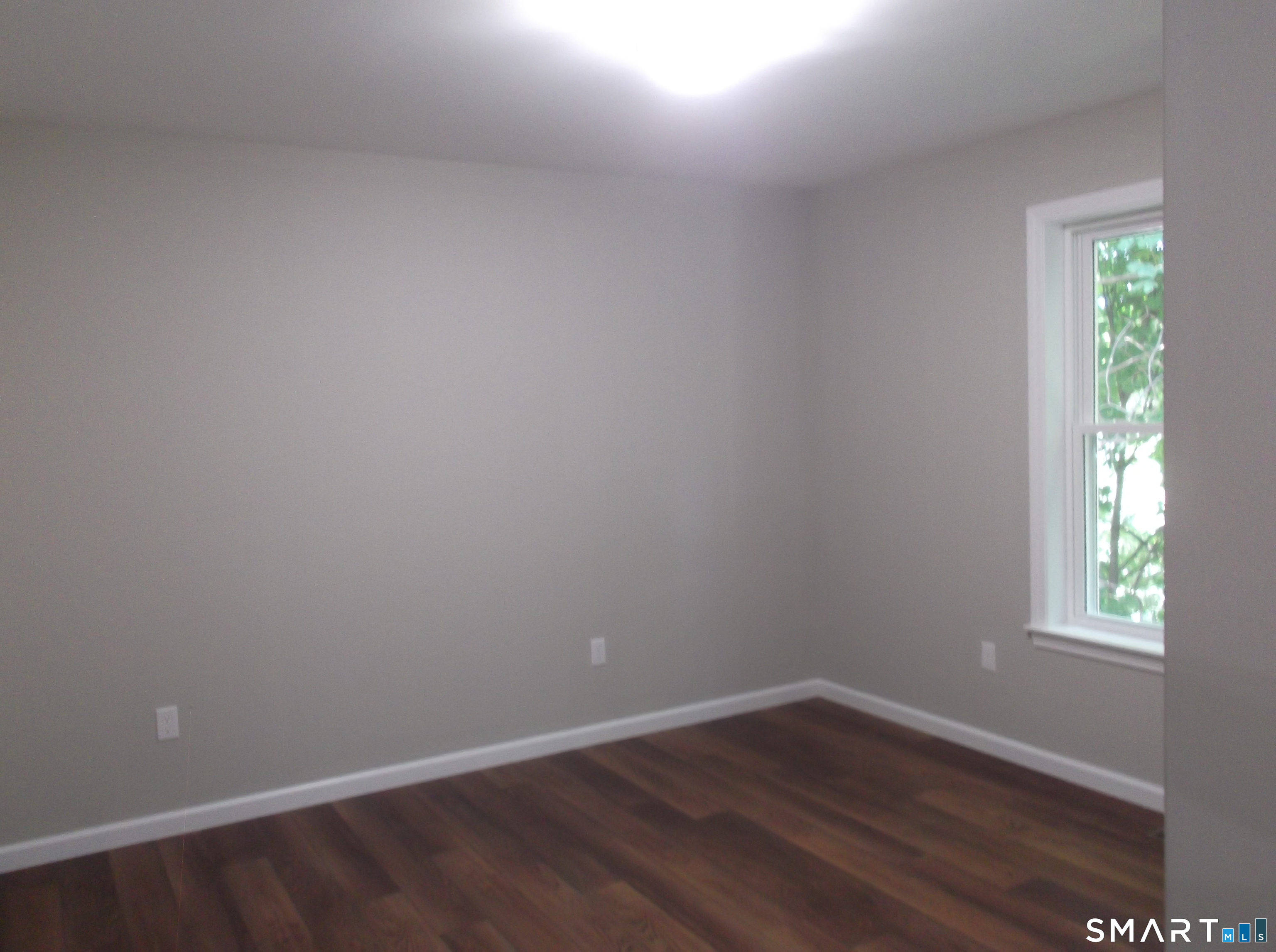 14 Bank Street Property Photo 16