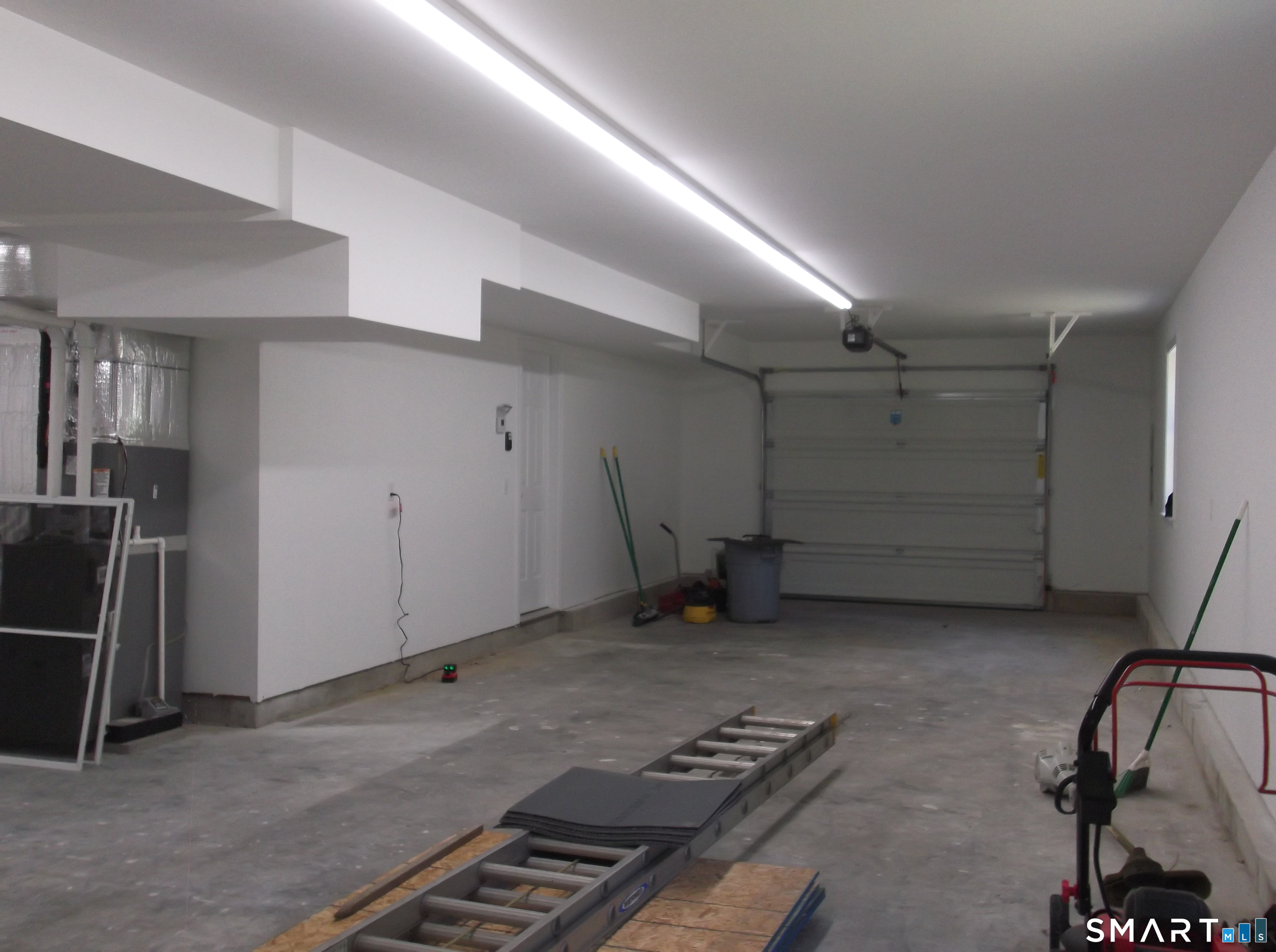 14 Bank Street Property Photo 20