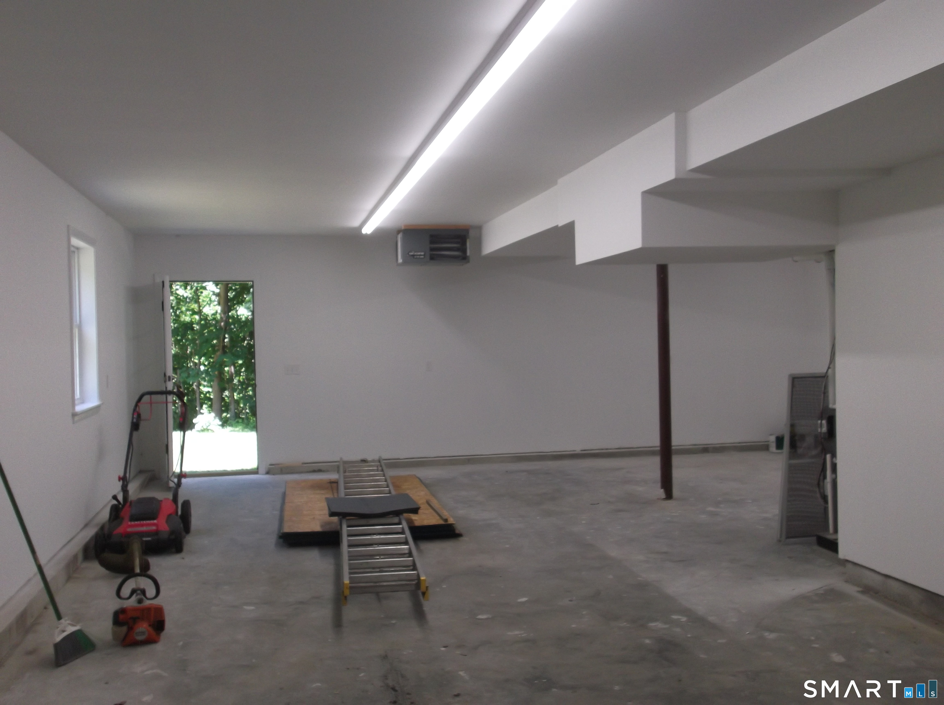 14 Bank Street Property Photo 22
