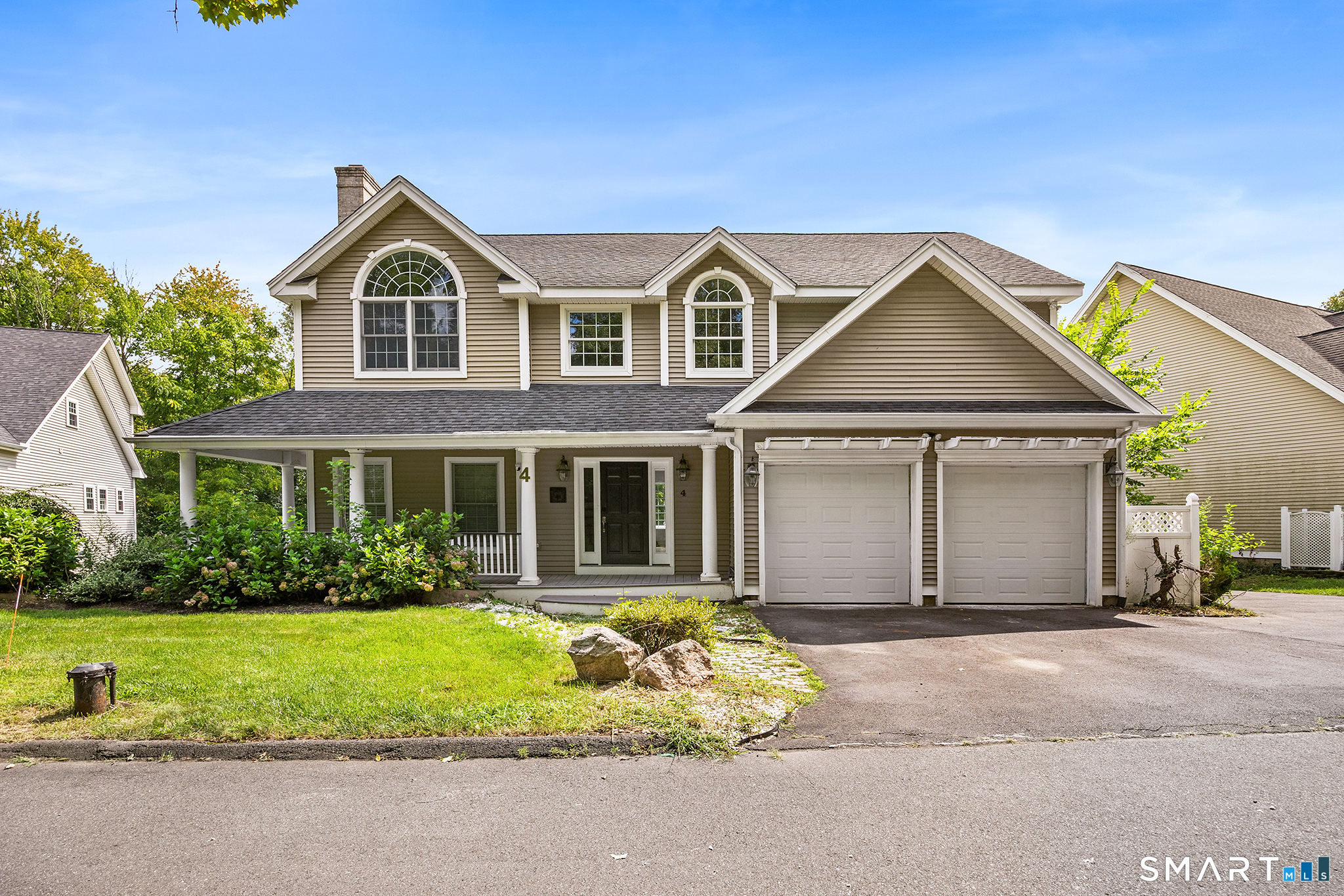 4 Romano Court Property Photo 1