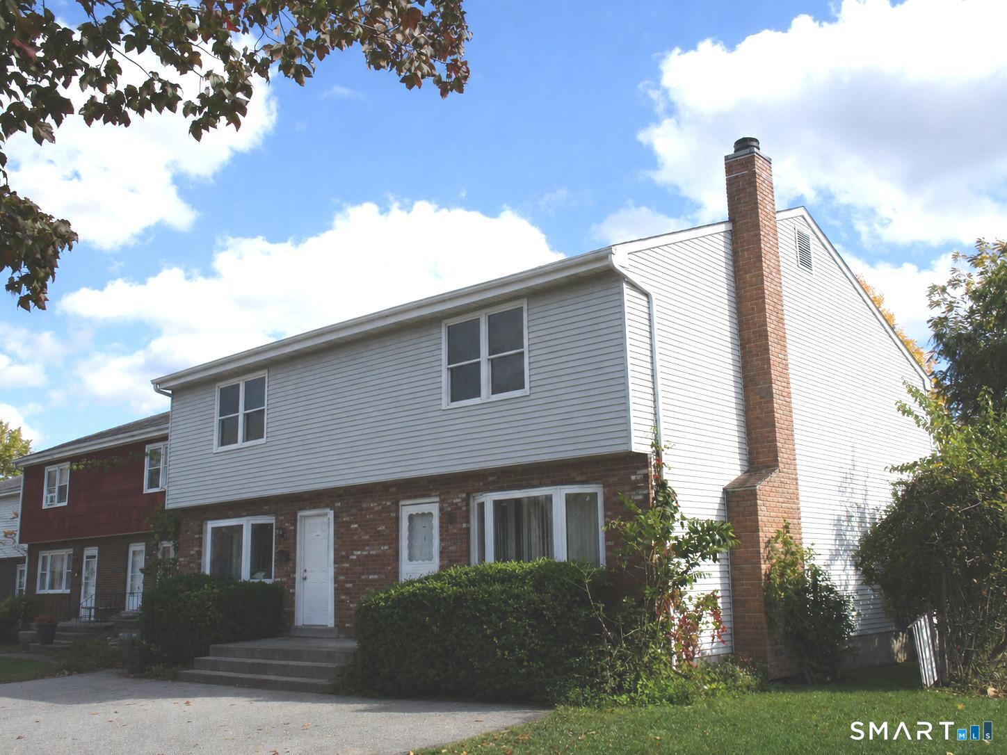 124 Harbor Drive Property Photo 1