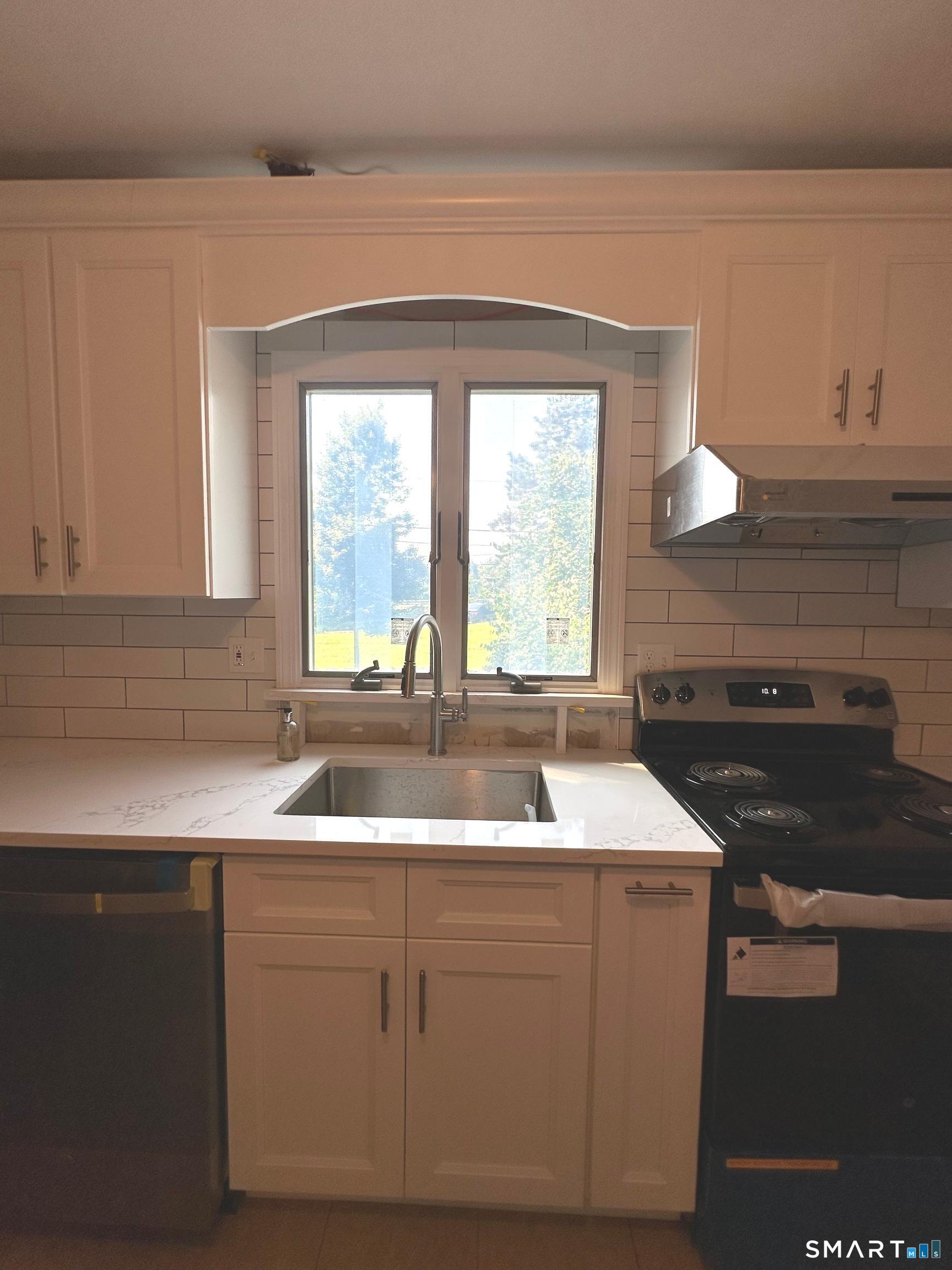 124 Harbor Drive Property Photo 8