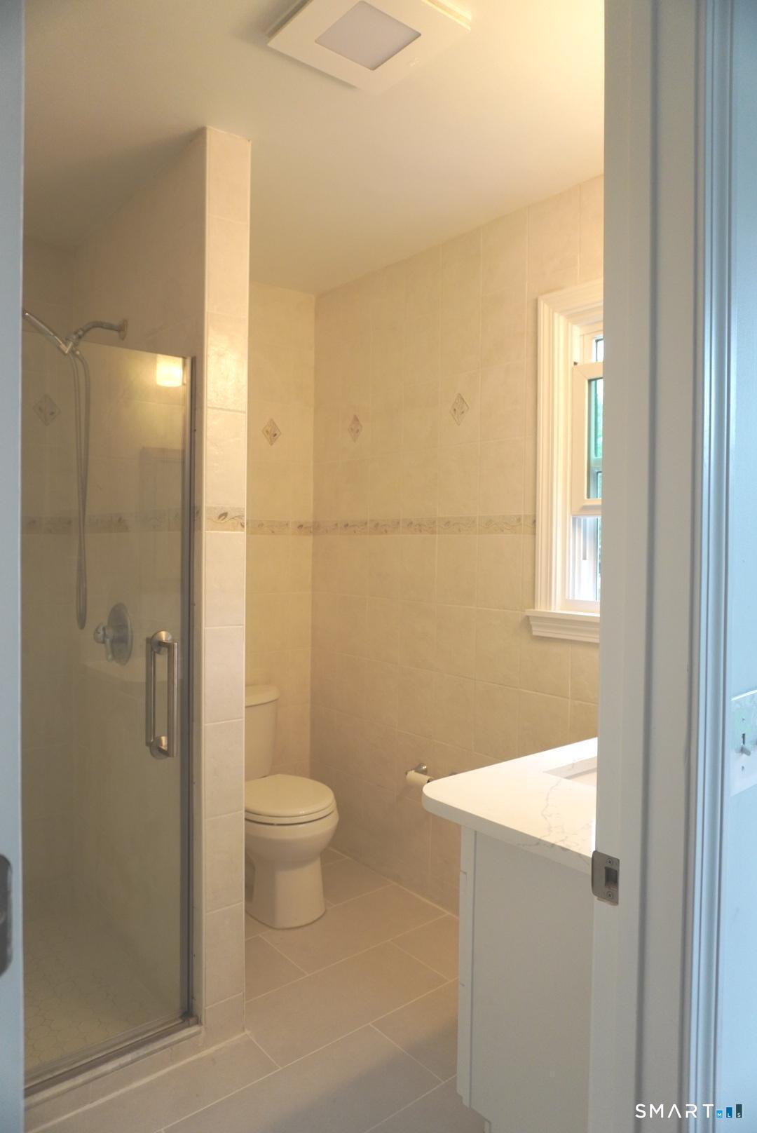124 Harbor Drive Property Photo 11