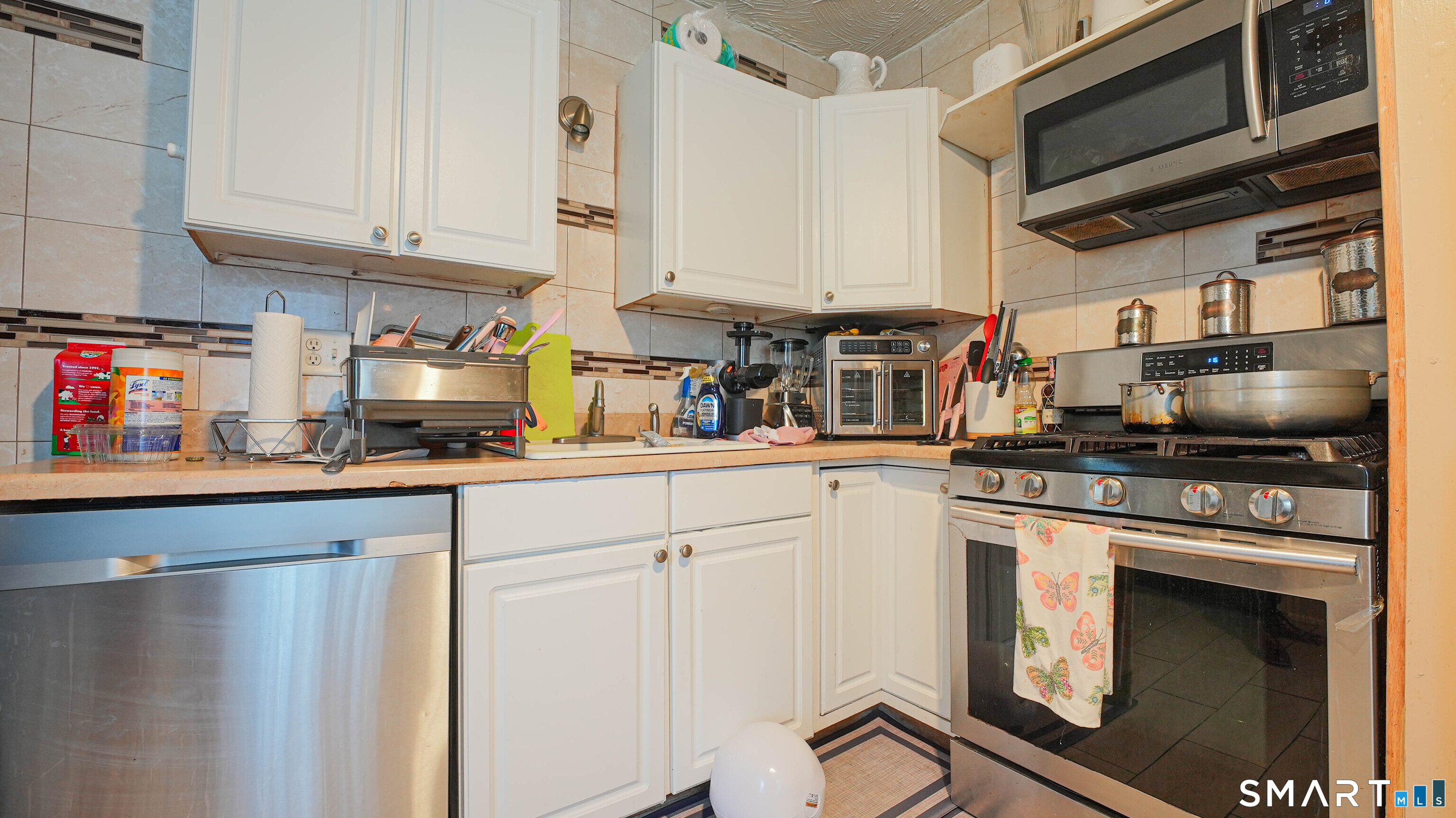 297 Laurel Avenue Property Photo 13