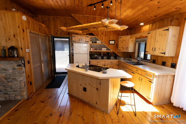 48b Swan Avenue Property Photo 8