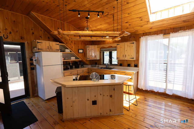 48b Swan Avenue Property Photo 12
