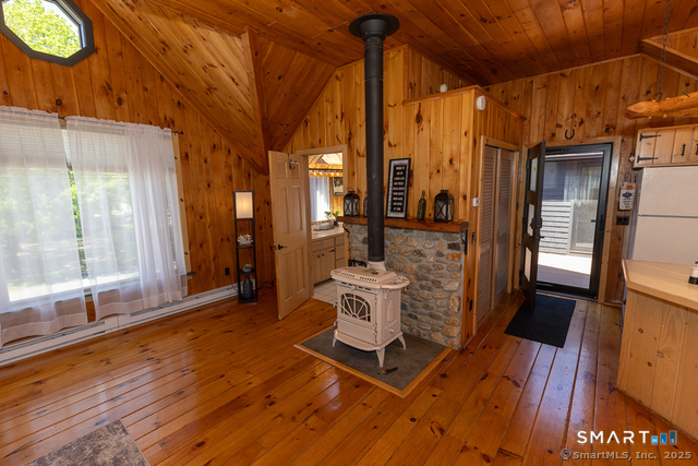 48b Swan Avenue Property Photo 15