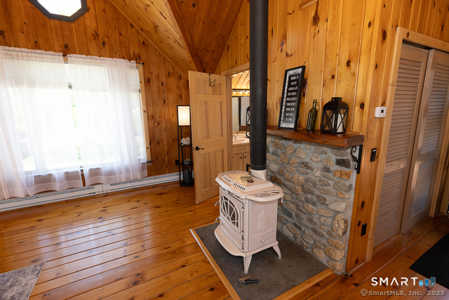 48b Swan Avenue Property Photo 16