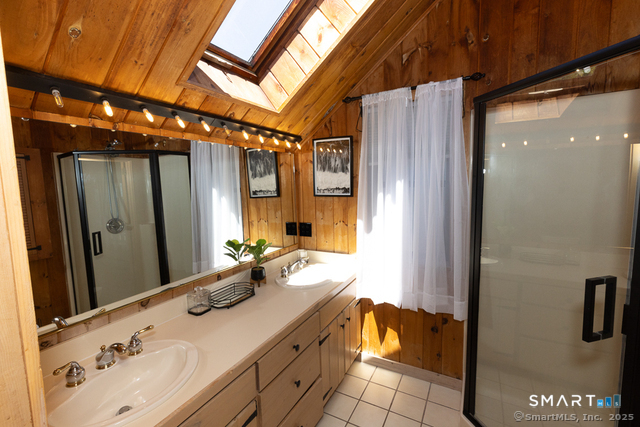 48b Swan Avenue Property Photo 20