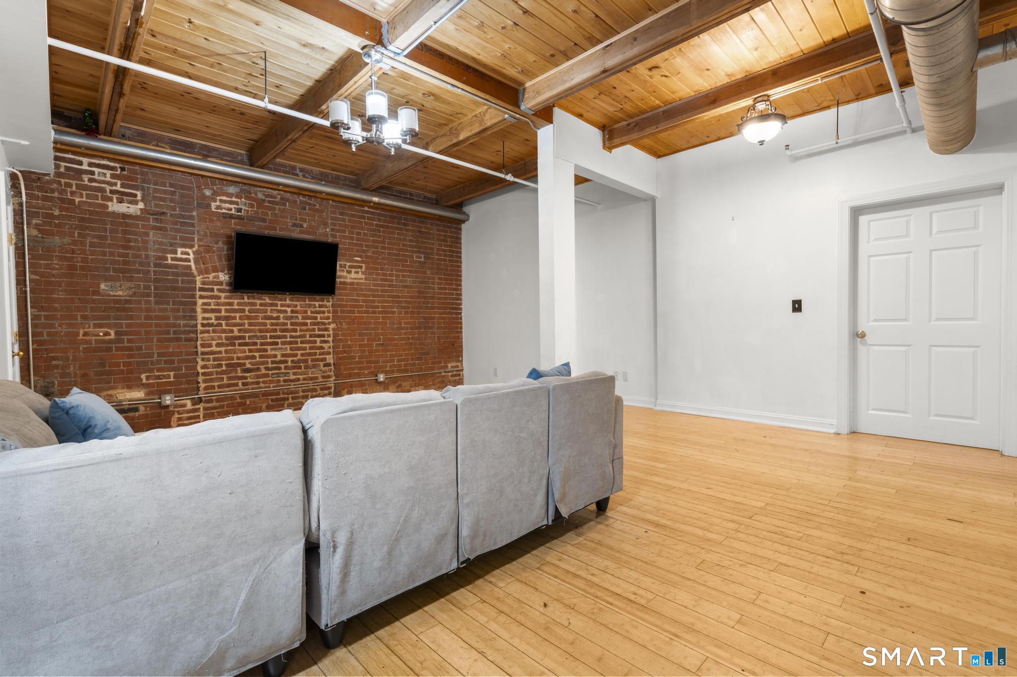 145 Canal 8 Street Property Photo 8