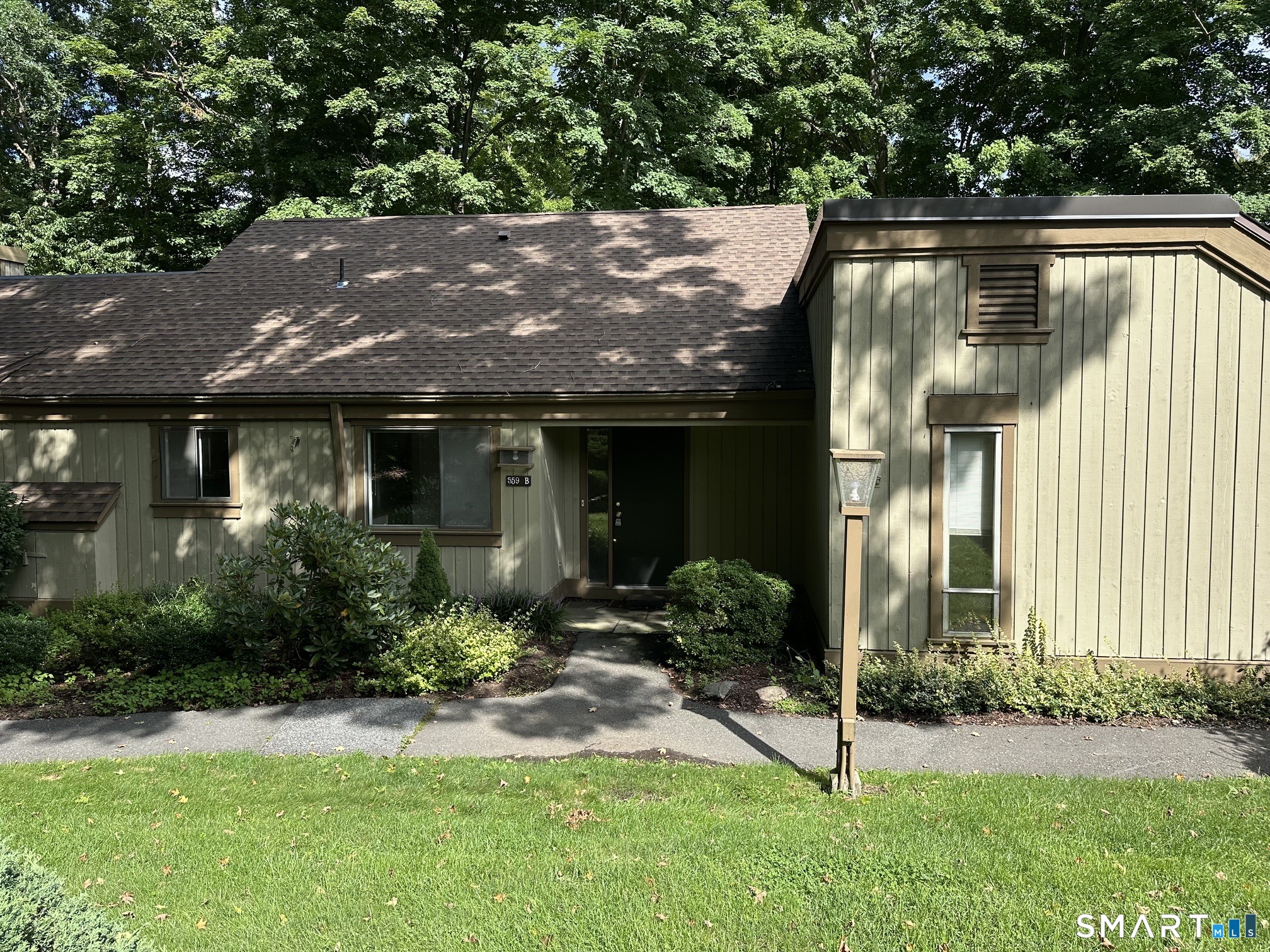 559 Heritage B Village Property Photo 1
