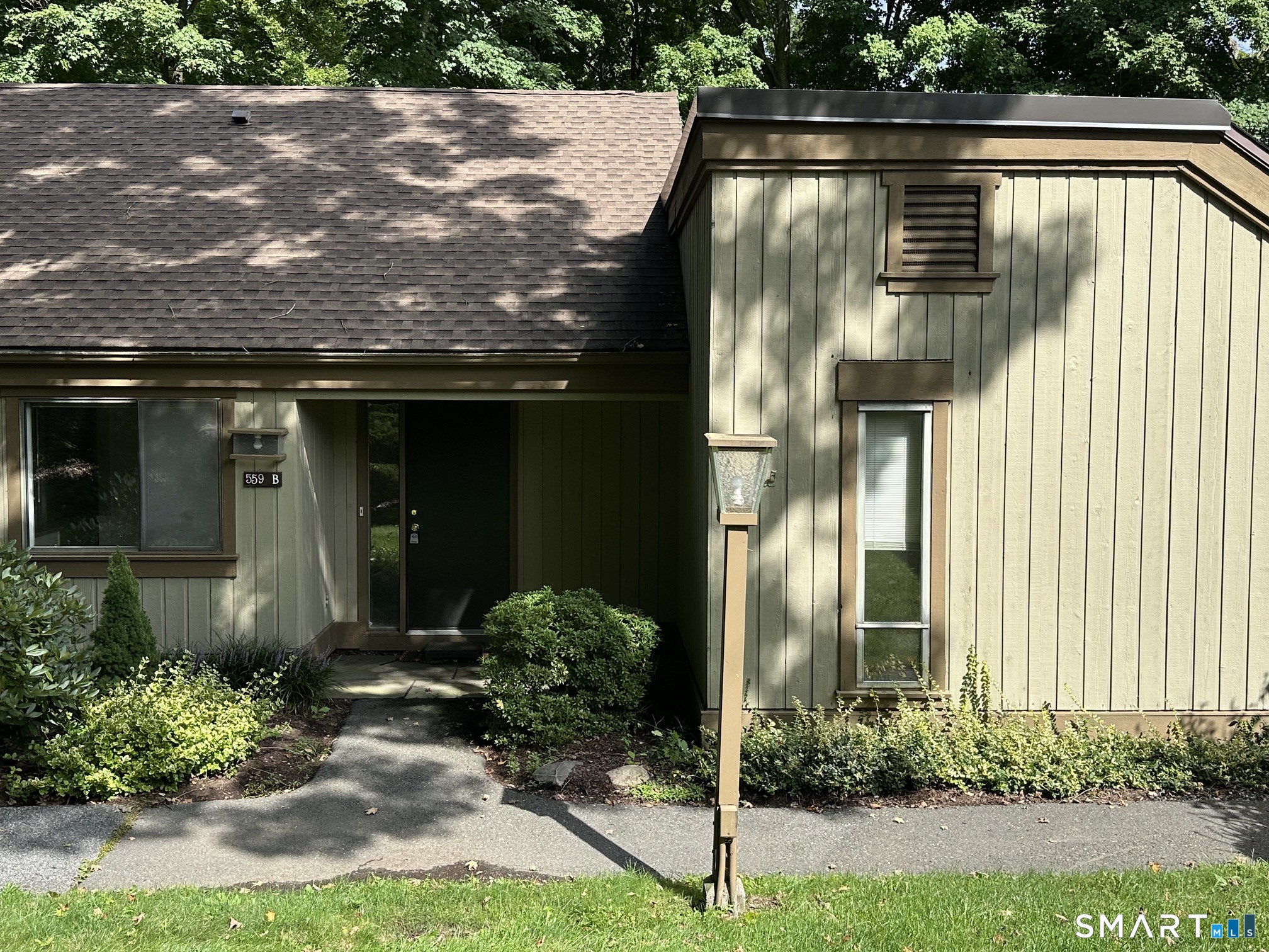 559 Heritage B Village Property Photo 2