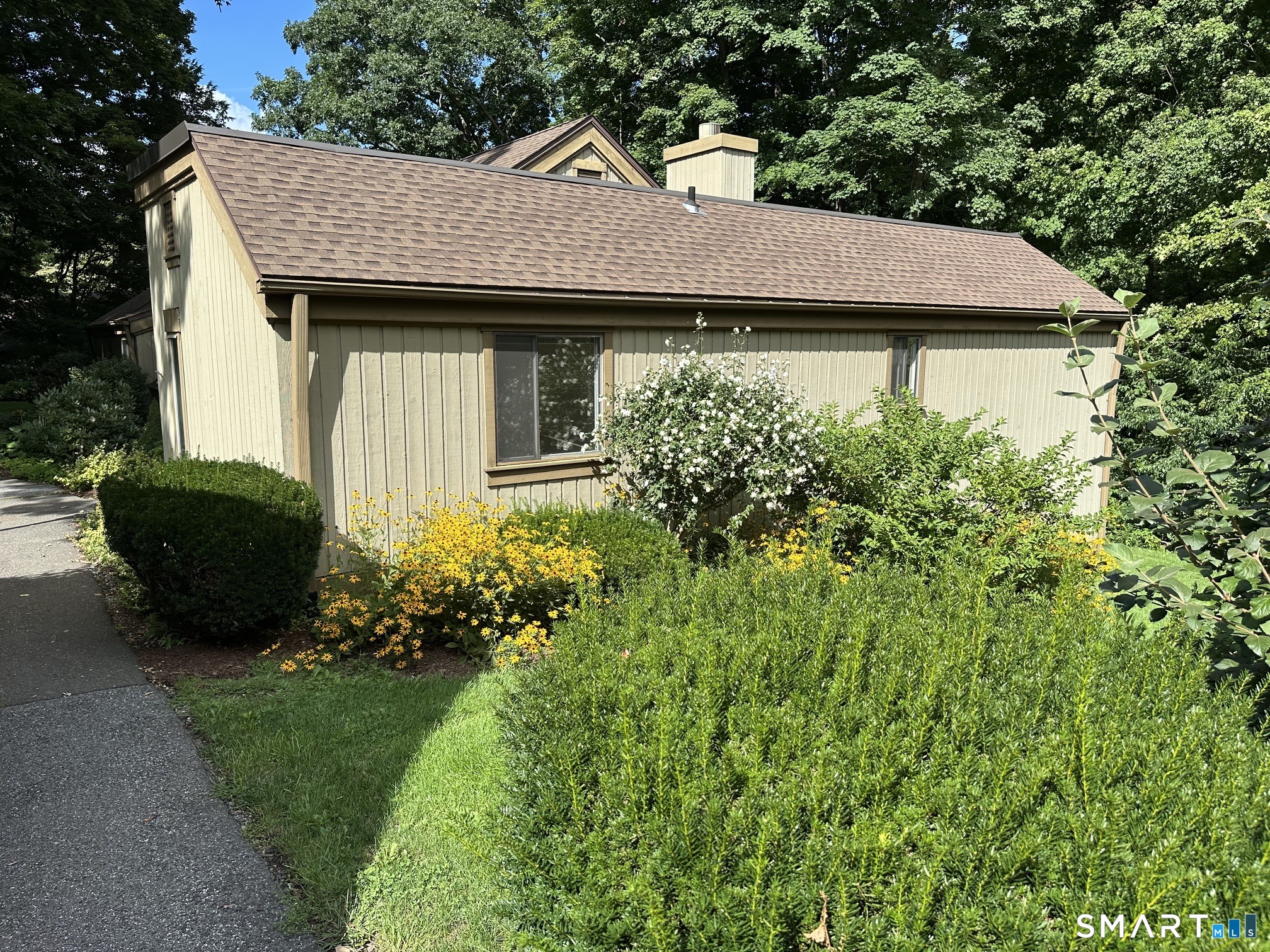 559 Heritage B Village Property Photo 10