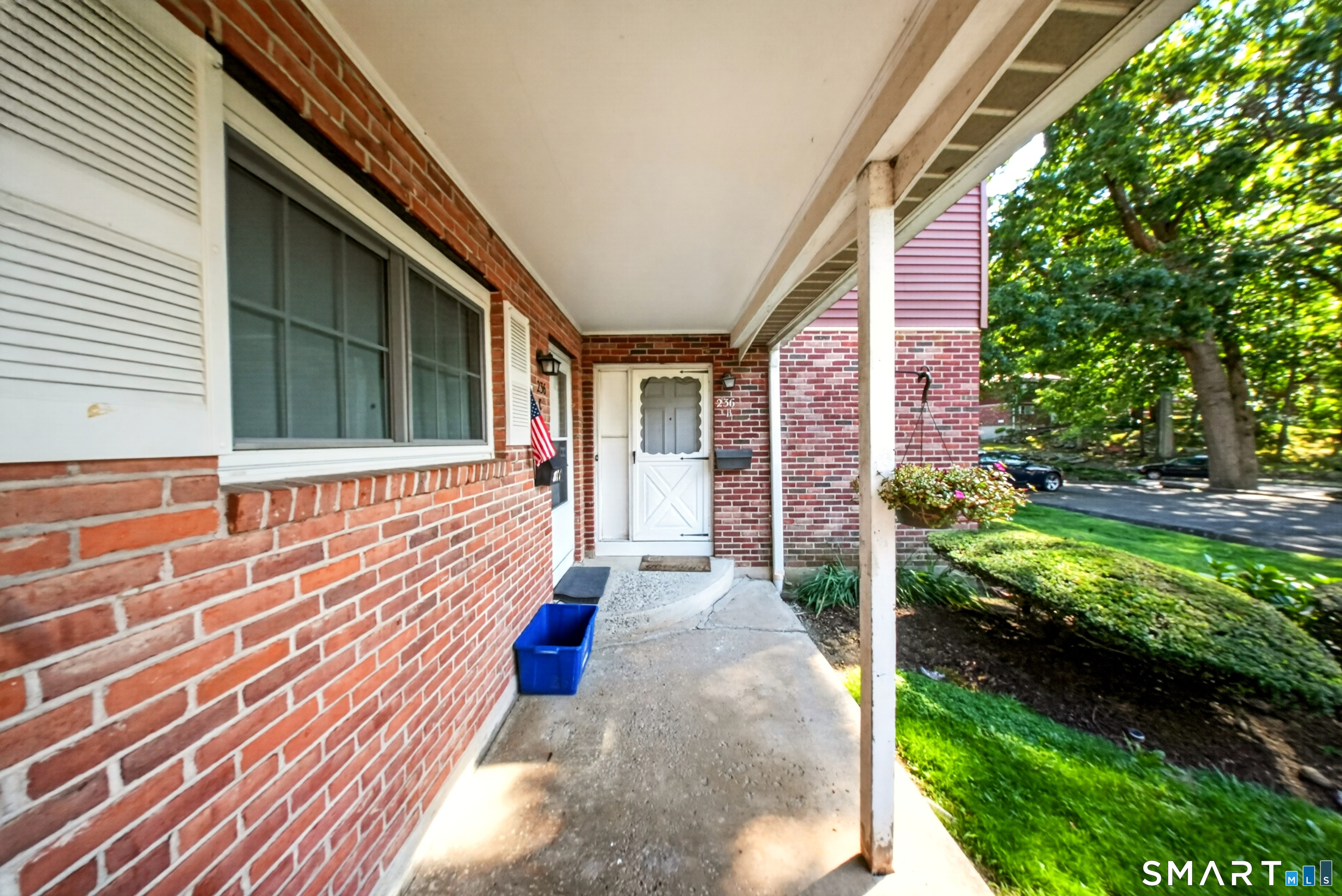 236 Edgemoor B Road Property Photo 4