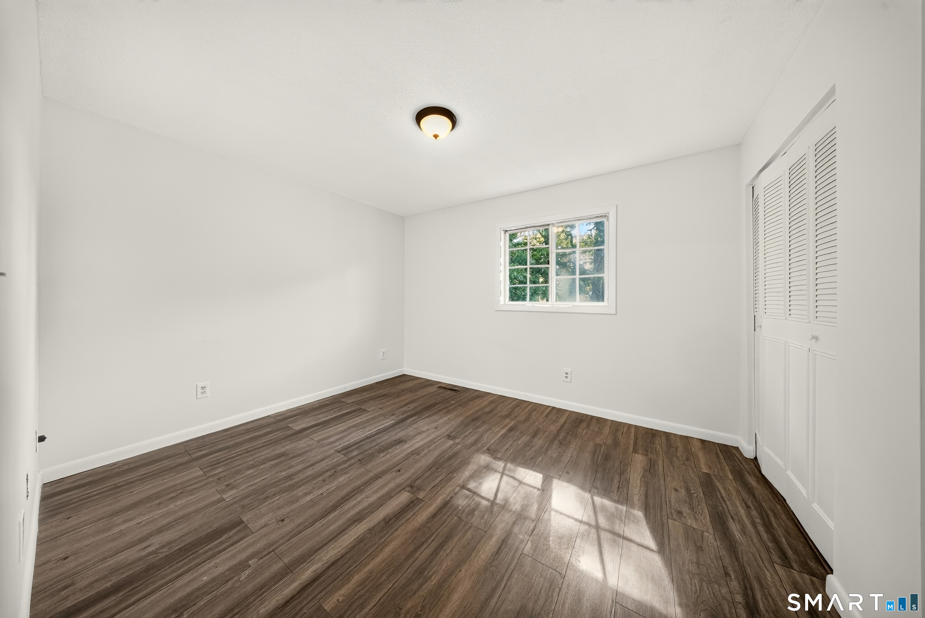 236 Edgemoor B Road Property Photo 17