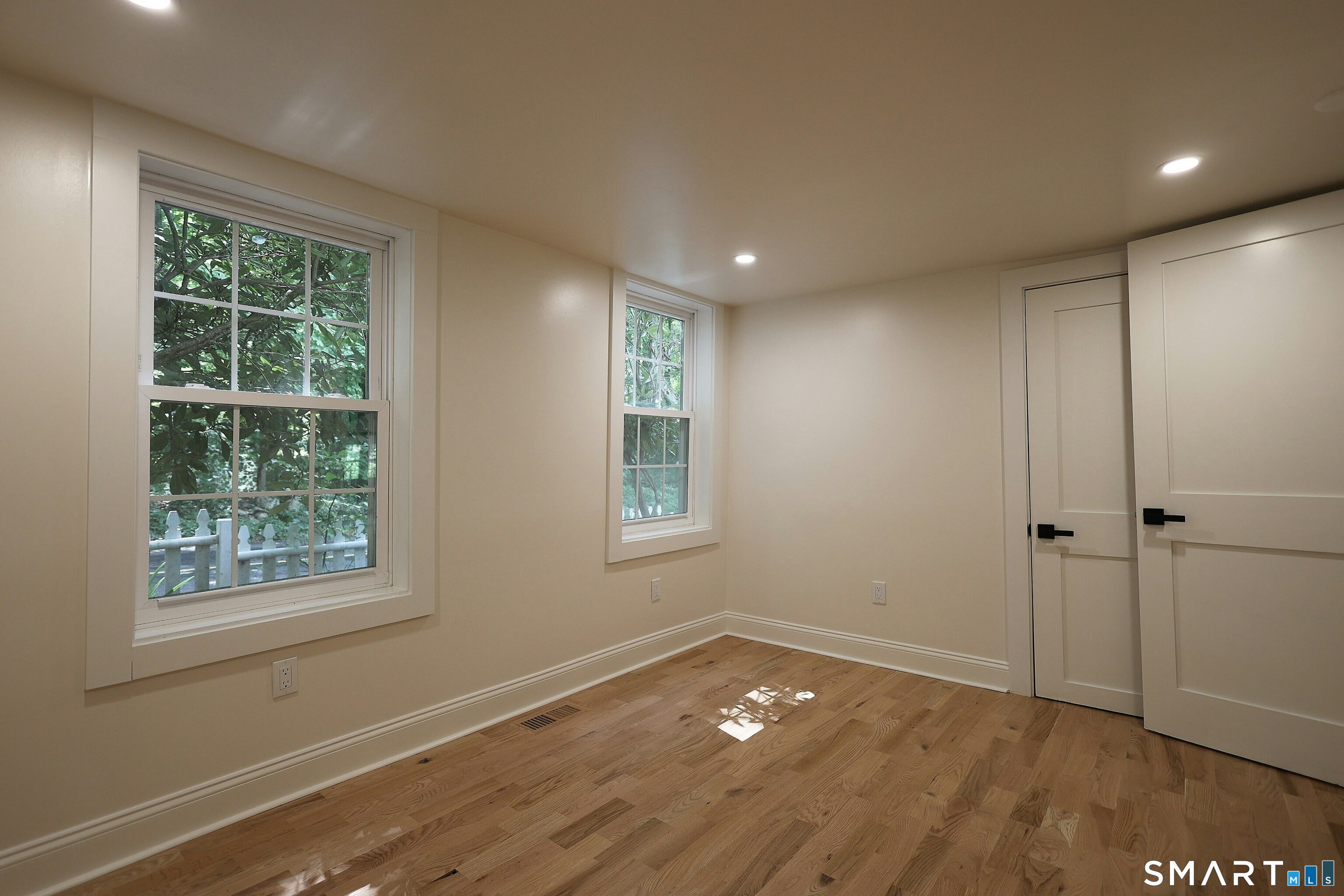 37 Peaceable Cottage Street Property Photo 19