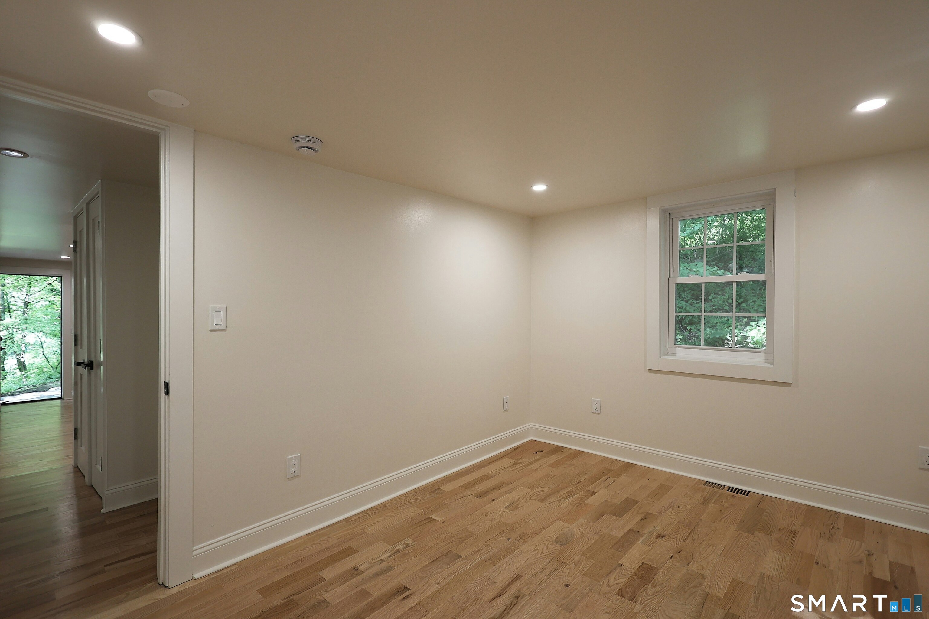 37 Peaceable Cottage Street Property Photo 20