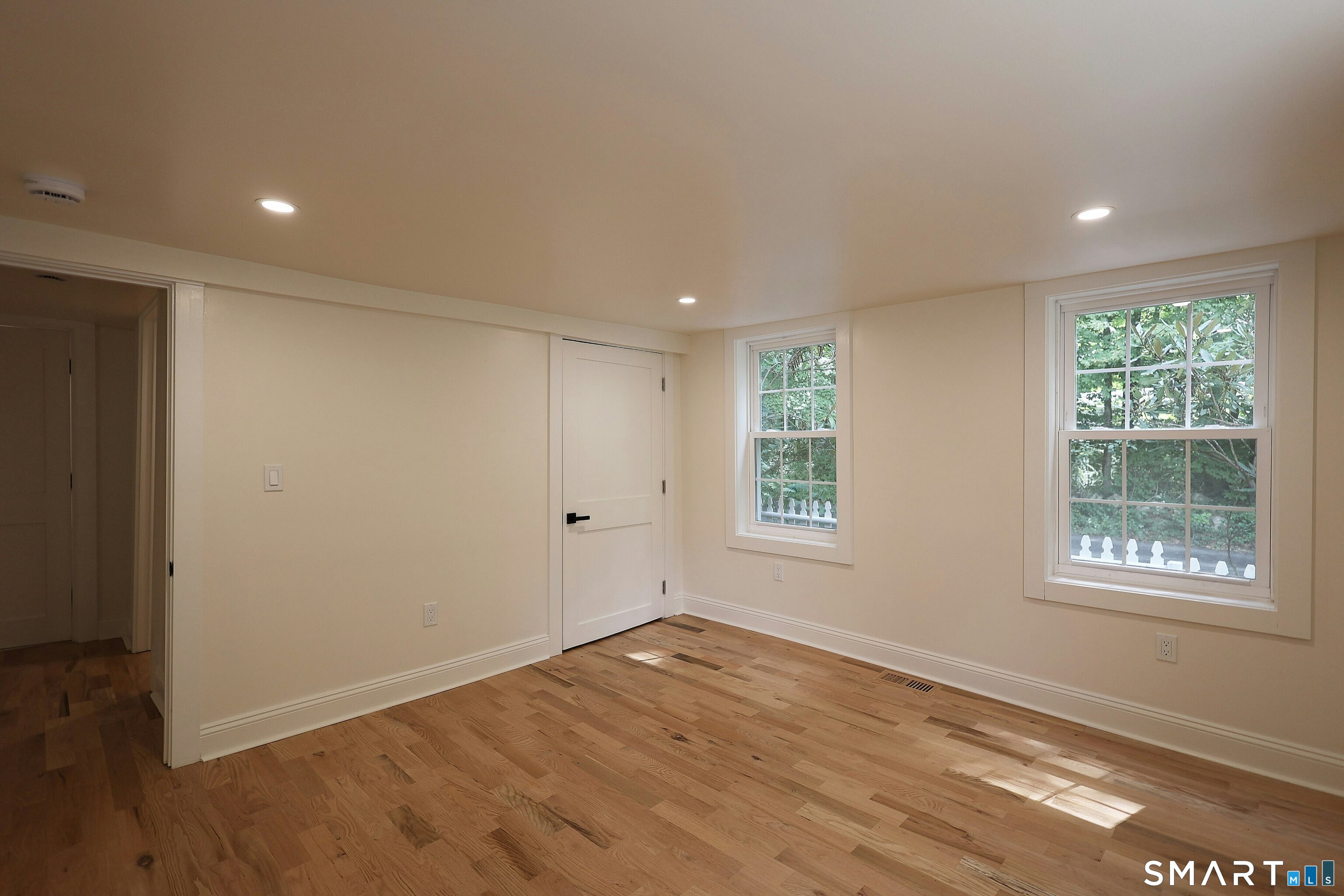 37 Peaceable Cottage Street Property Photo 21