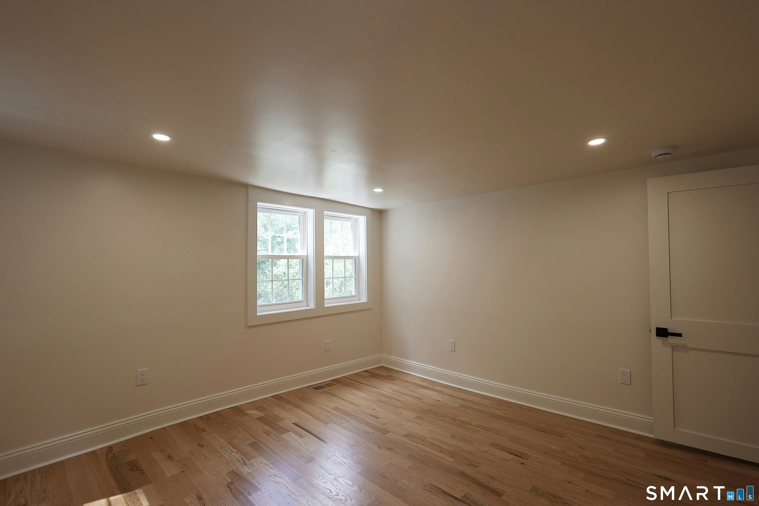 37 Peaceable Cottage Street Property Photo 25