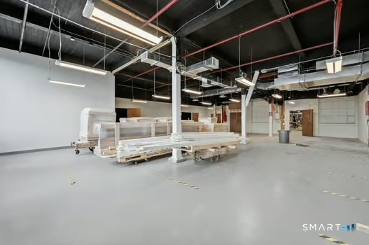 650 Franklin Avenue Property Photo 15