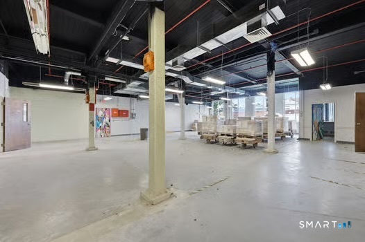 650 Franklin Avenue Property Photo 16