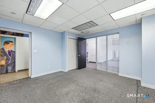 650 Franklin Avenue Property Photo 17