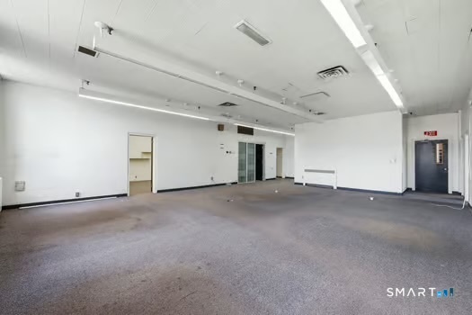 650 Franklin Avenue Property Photo 21