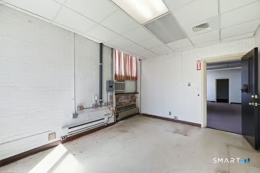650 Franklin Avenue Property Photo 25