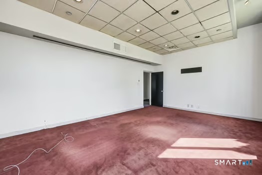 650 Franklin Avenue Property Photo 26
