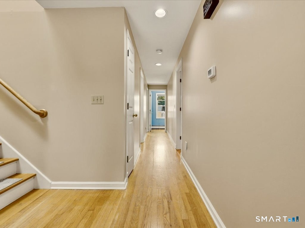 118-b Limewood Avenue Property Photo 20
