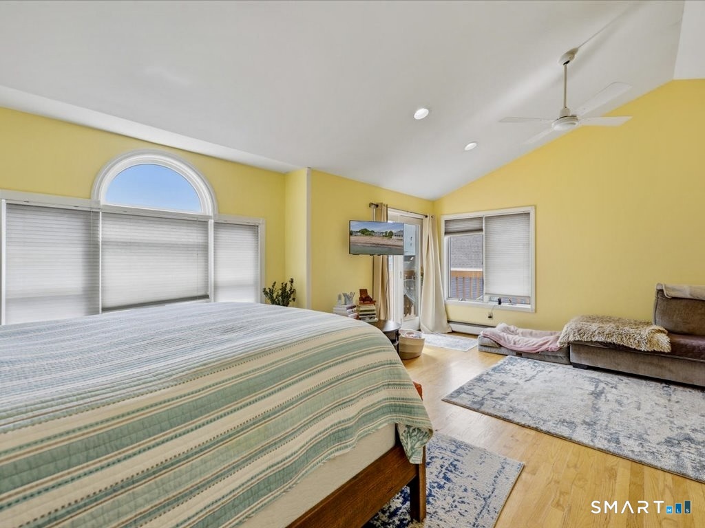 118-b Limewood Avenue Property Photo 21